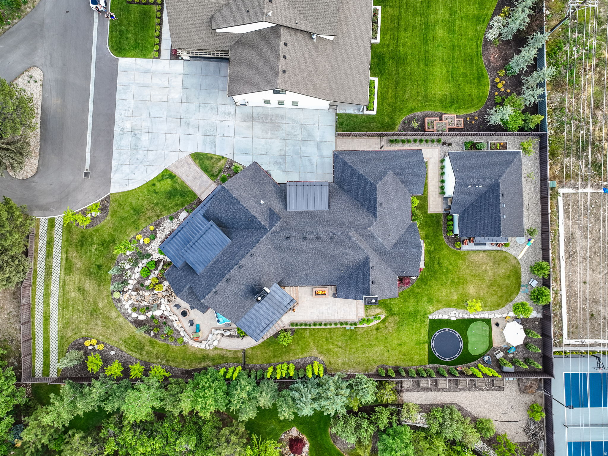 main property photo 84