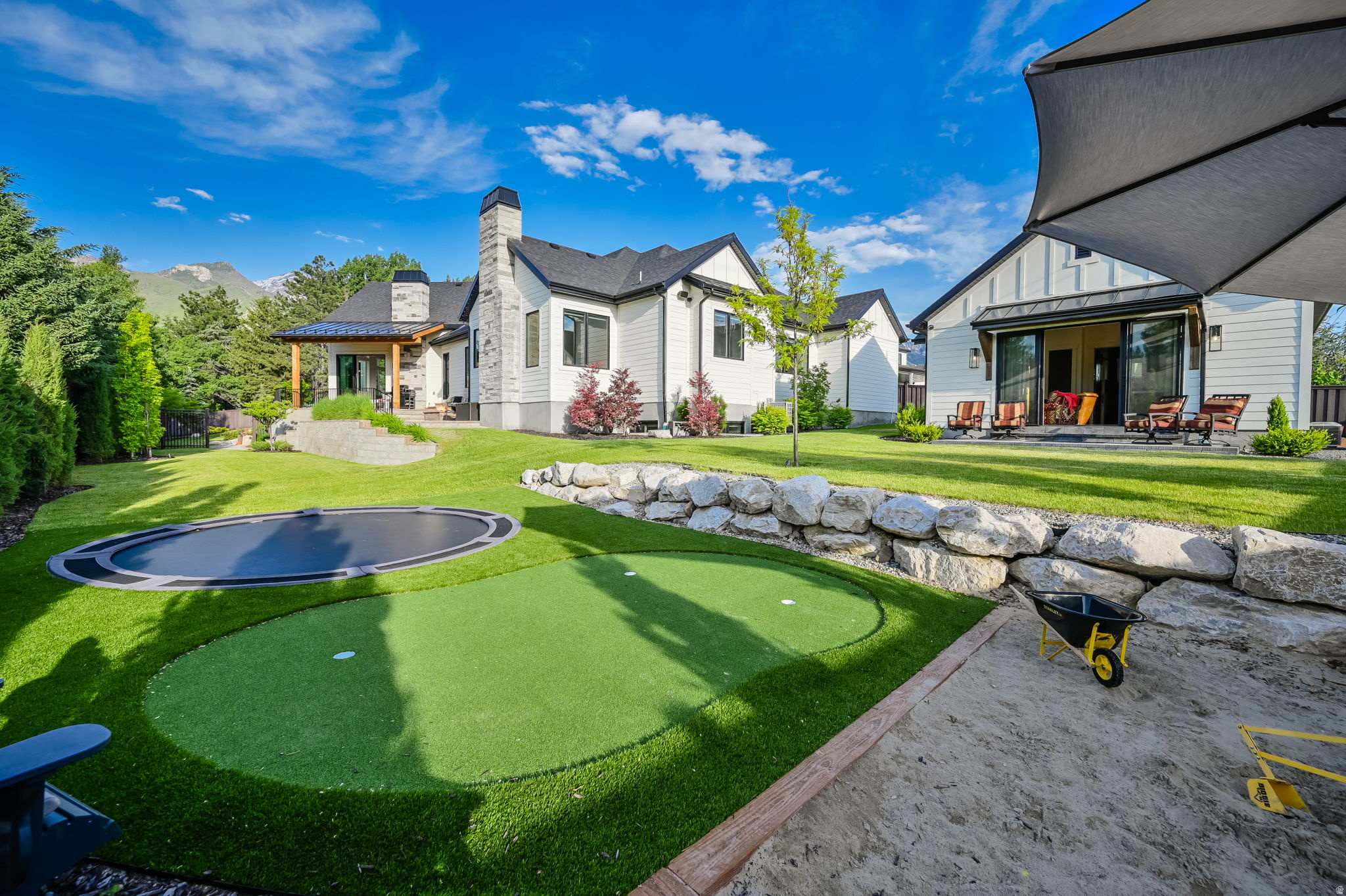 main property photo 90