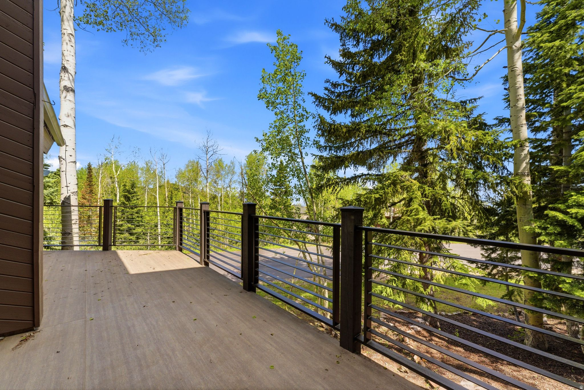 main property photo 24