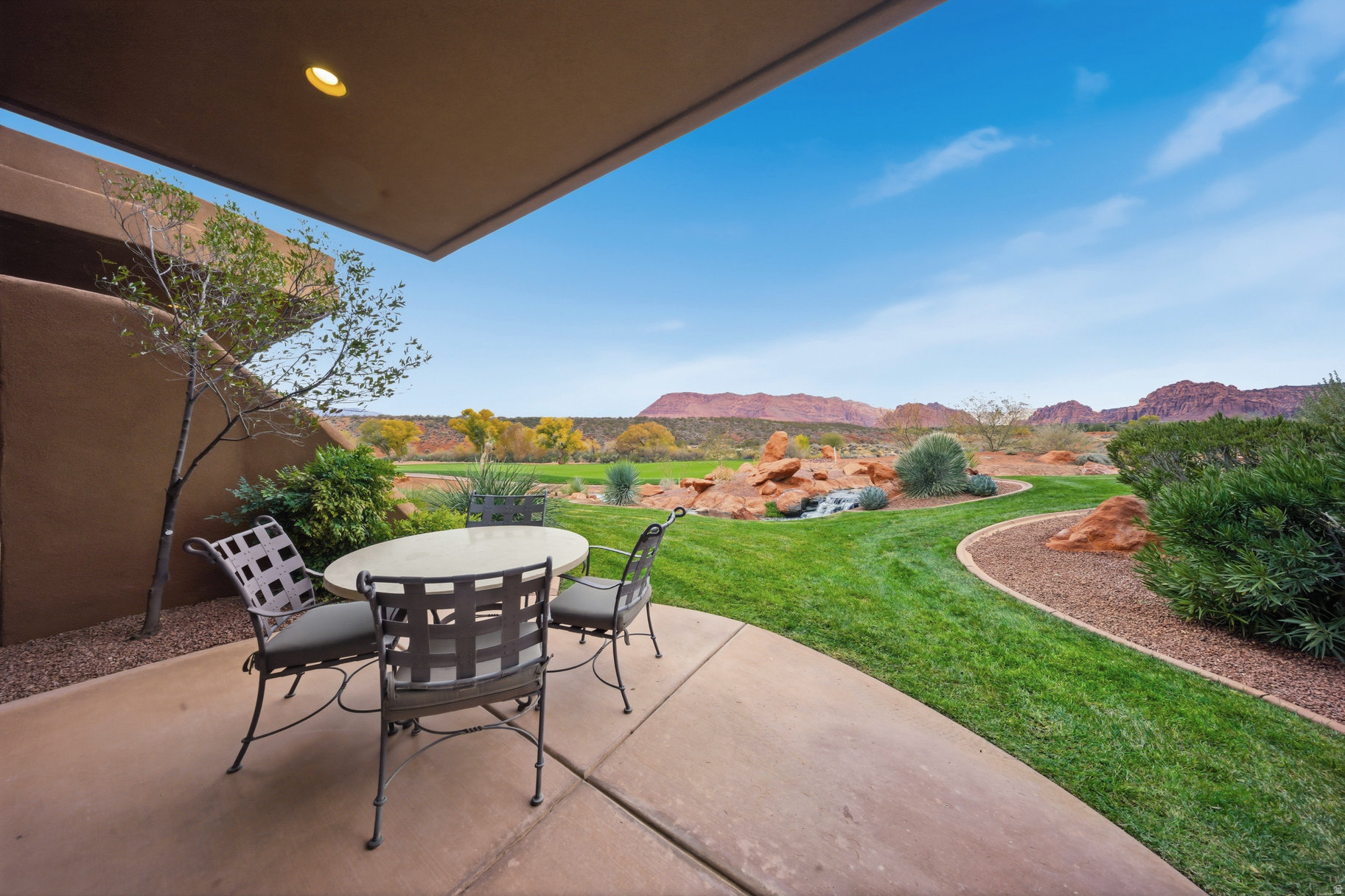 main property photo 37