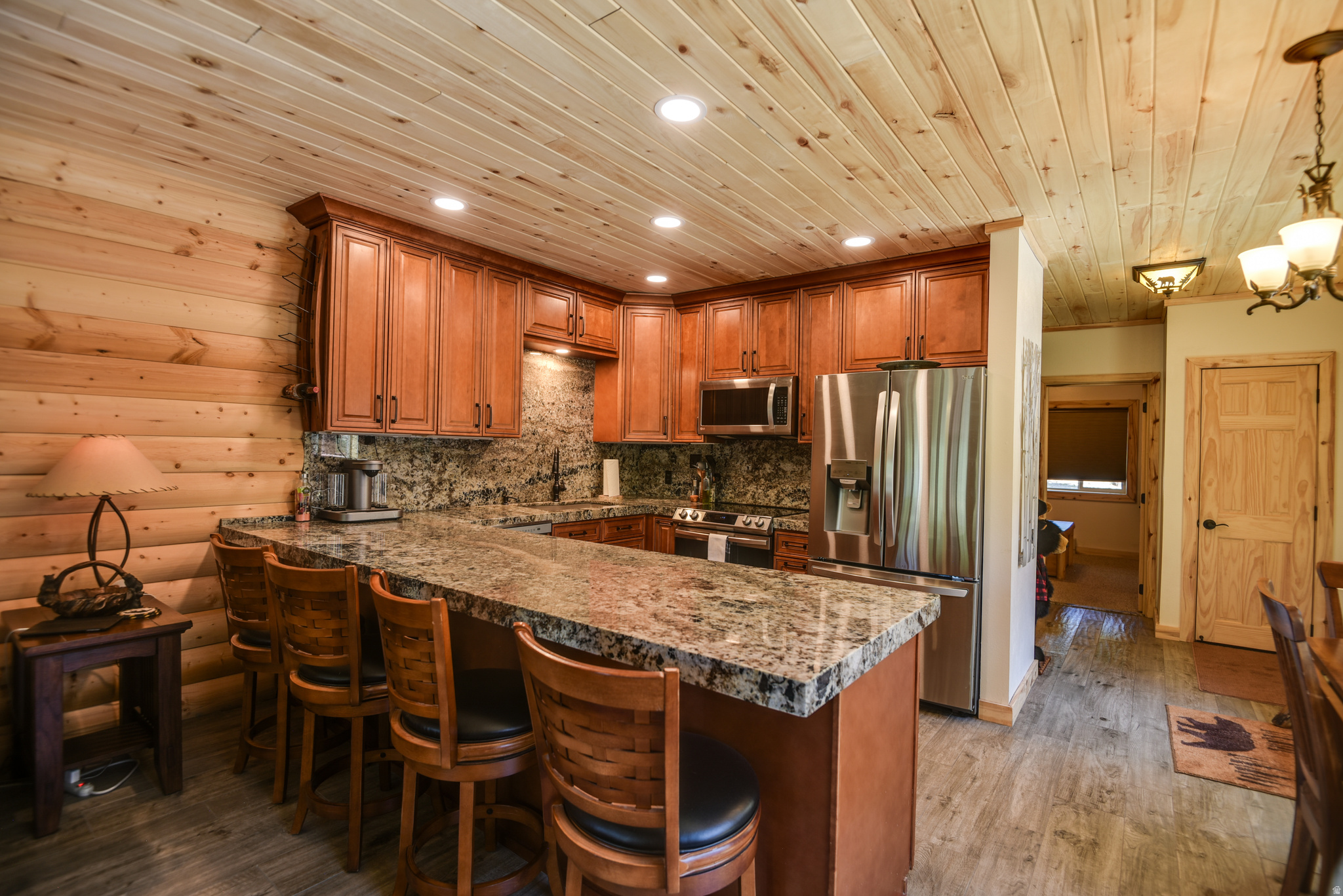 main property photo 2