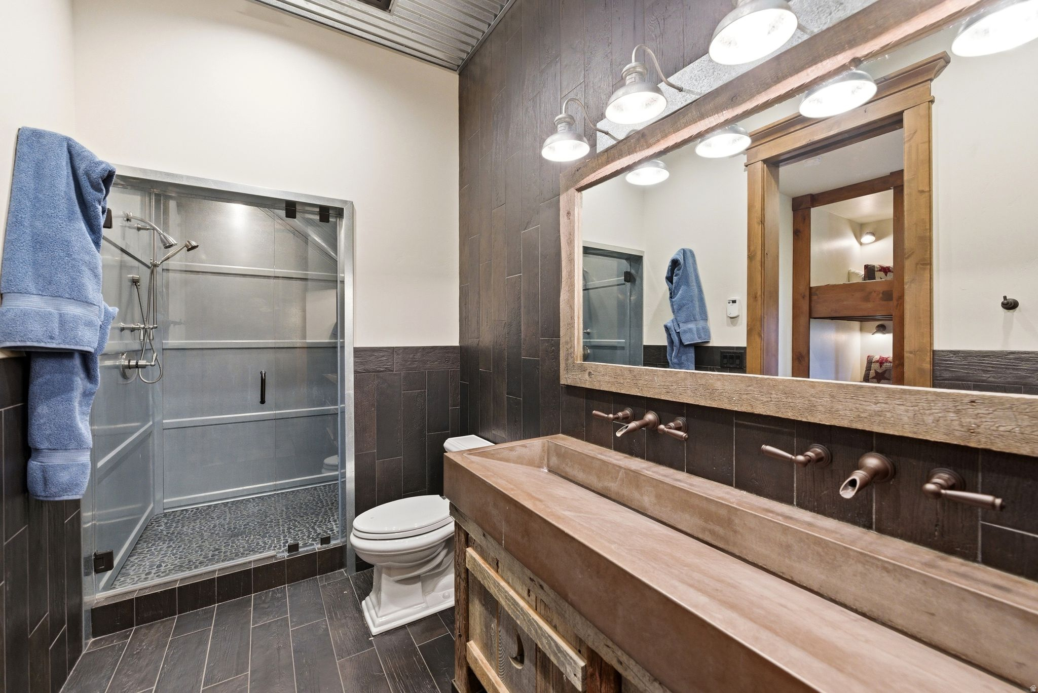 main property photo 69