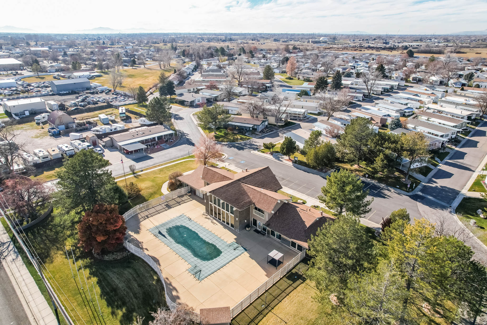 main property photo 32
