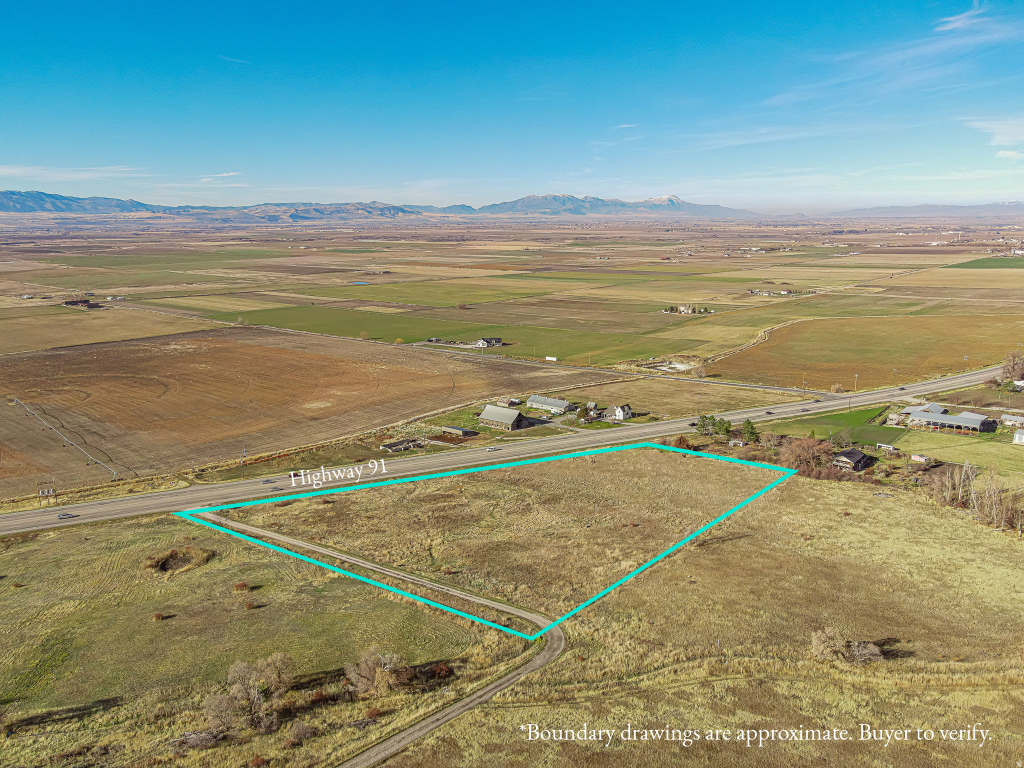 main property photo 11