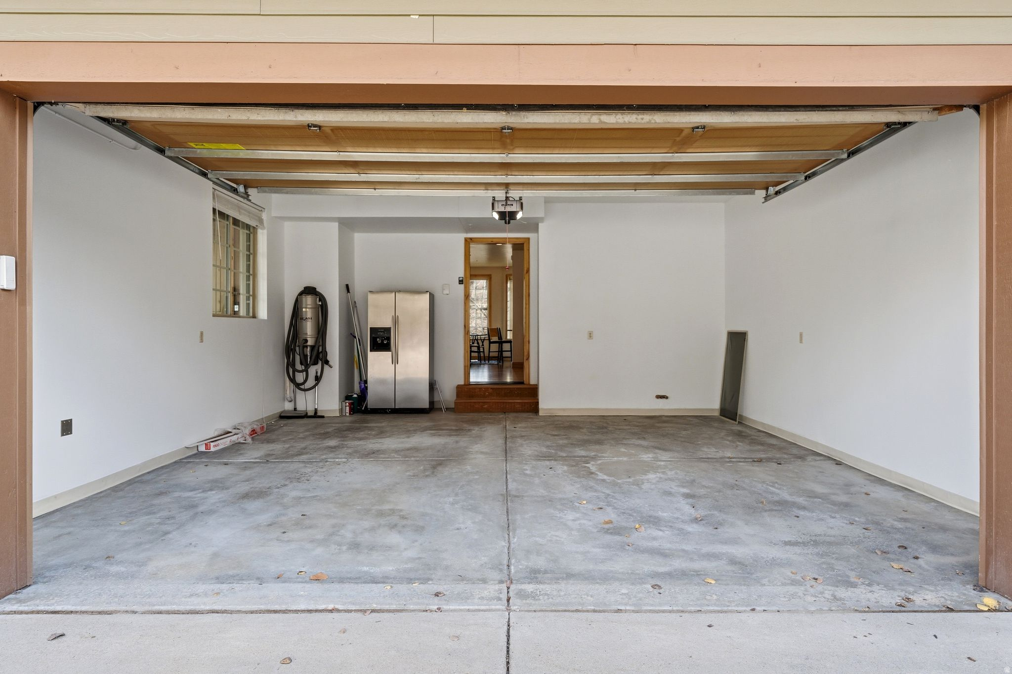 main property photo 61