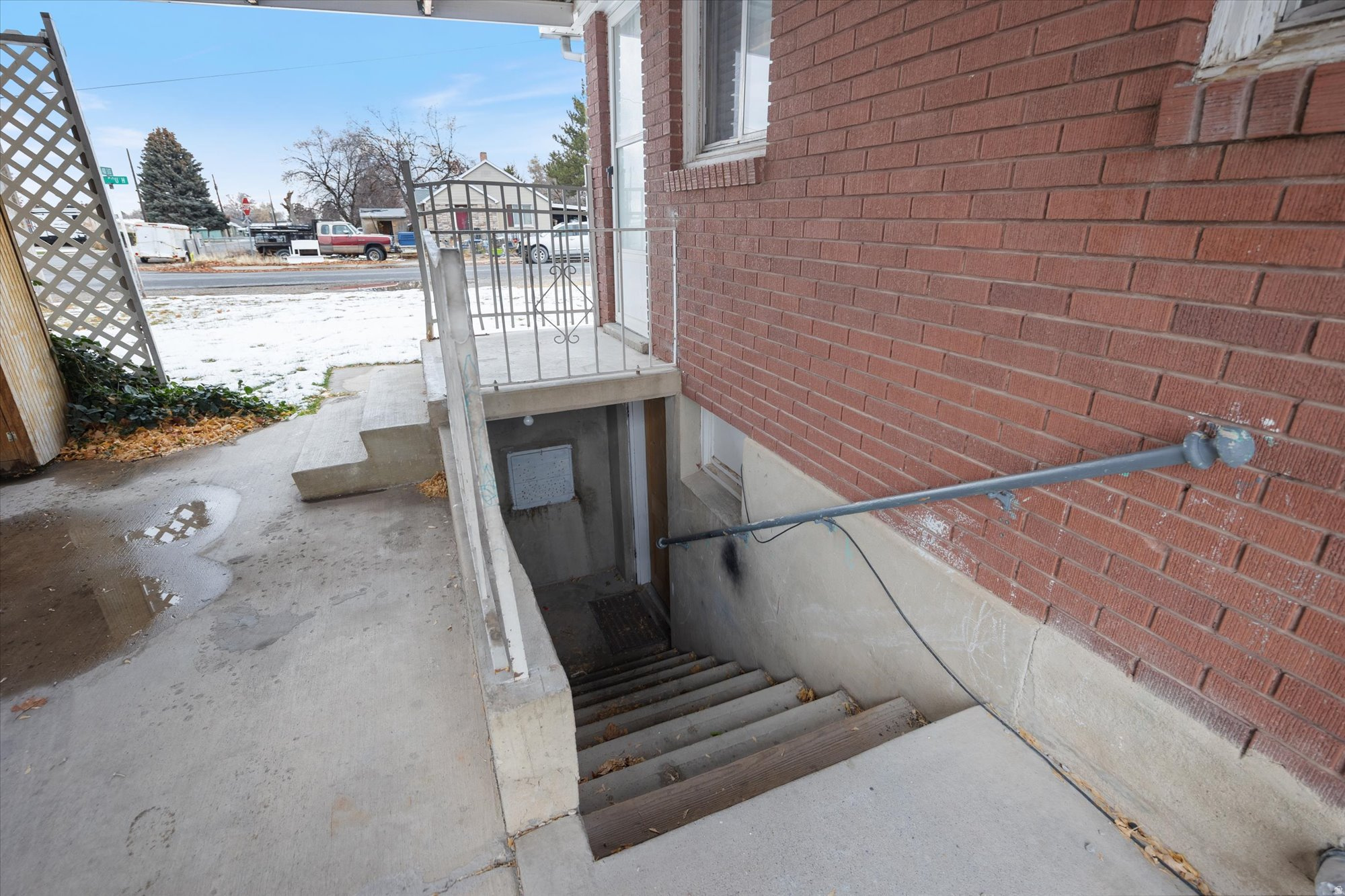 main property photo 24