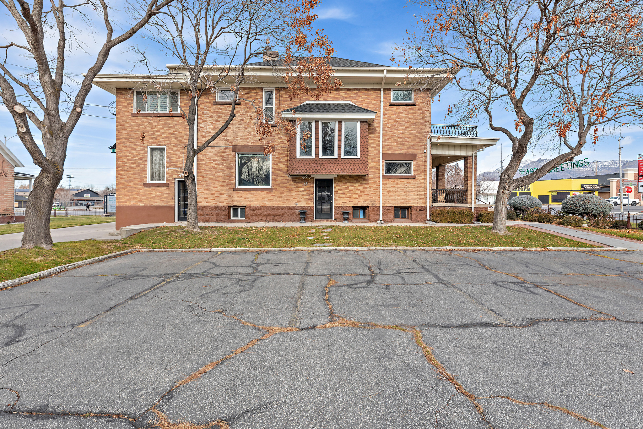 main property photo 43