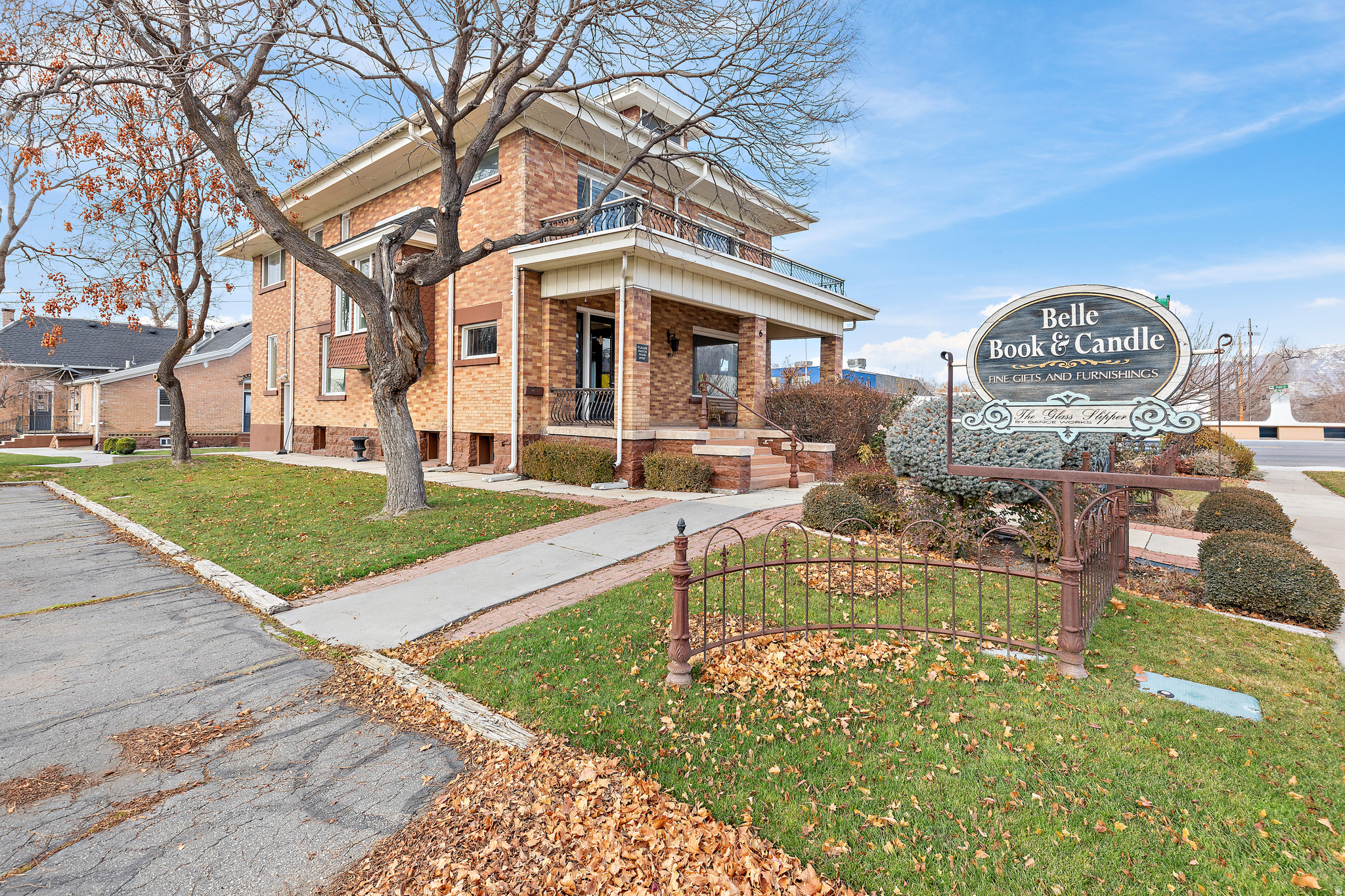 main property photo 41