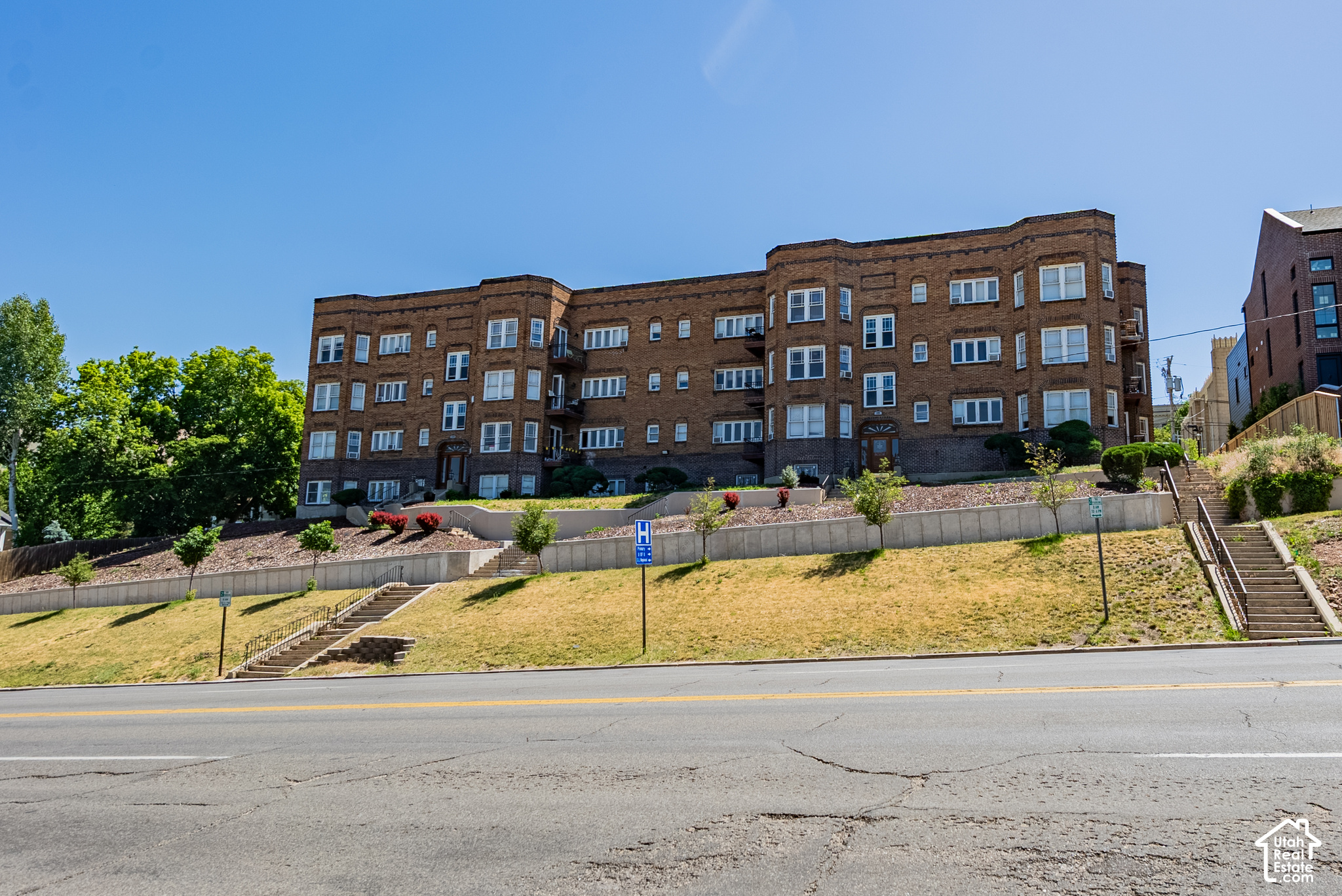 main property photo 125