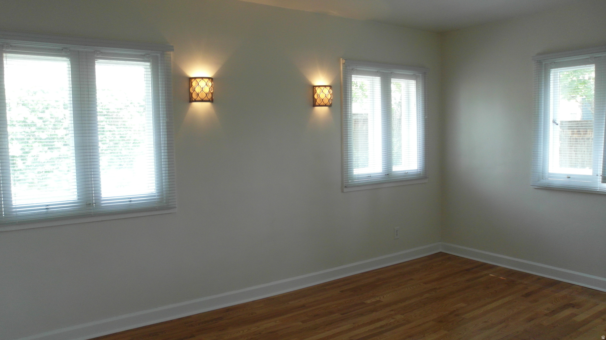 main property photo 76