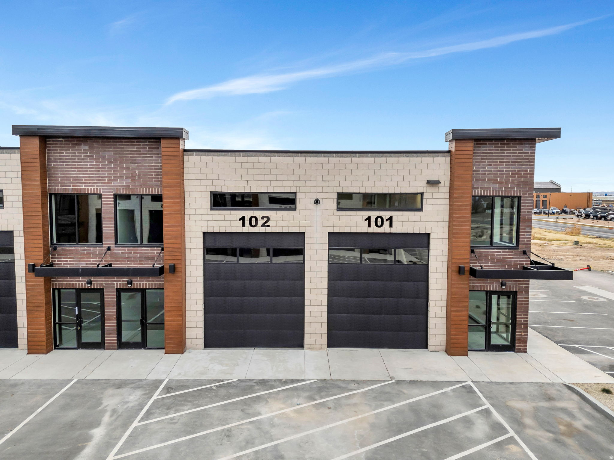 main property photo 12