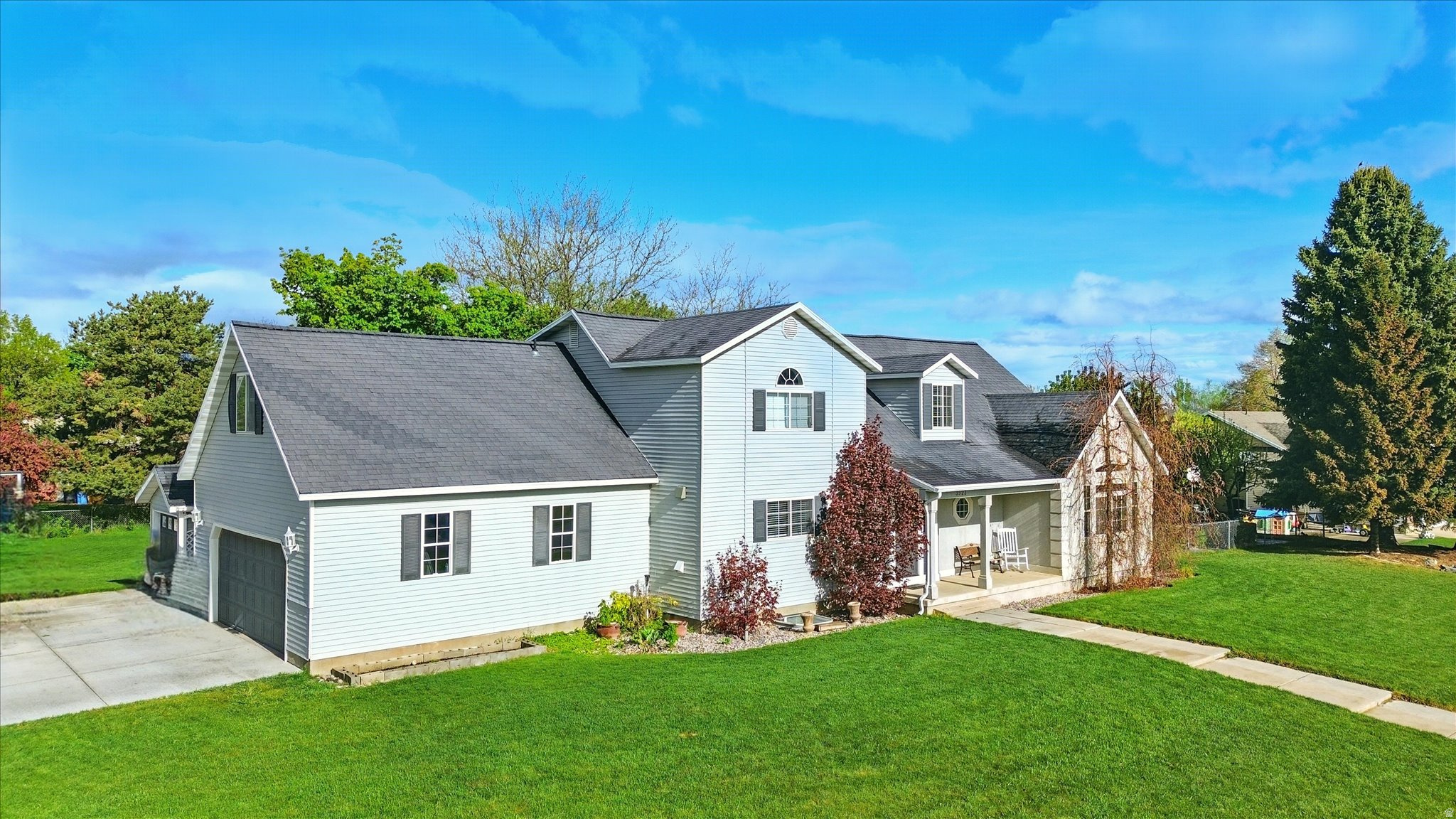 main property photo 67
