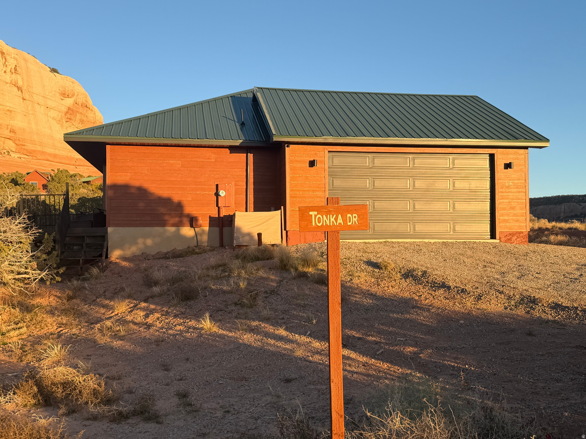 main property photo 20