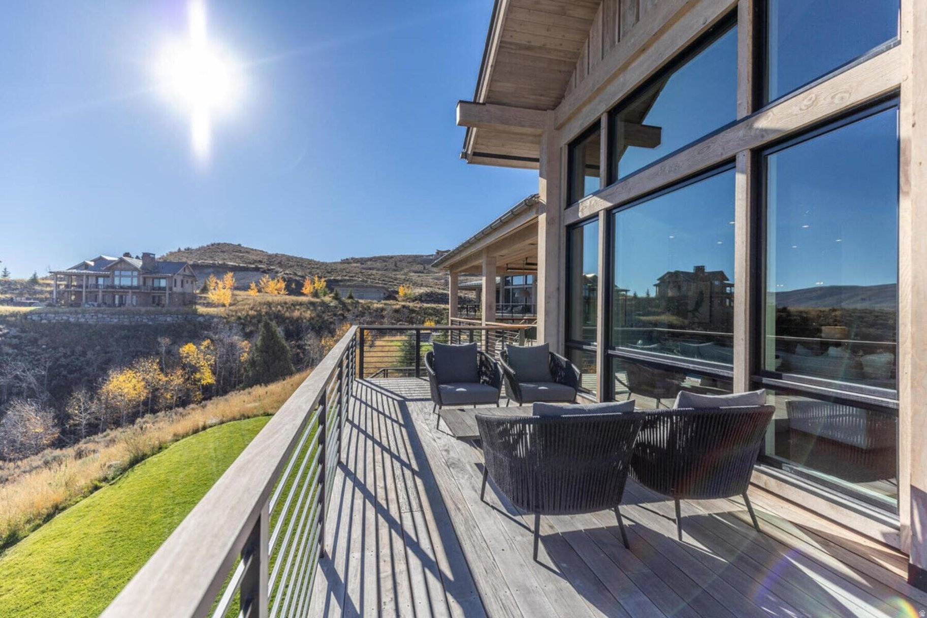 main property photo 24