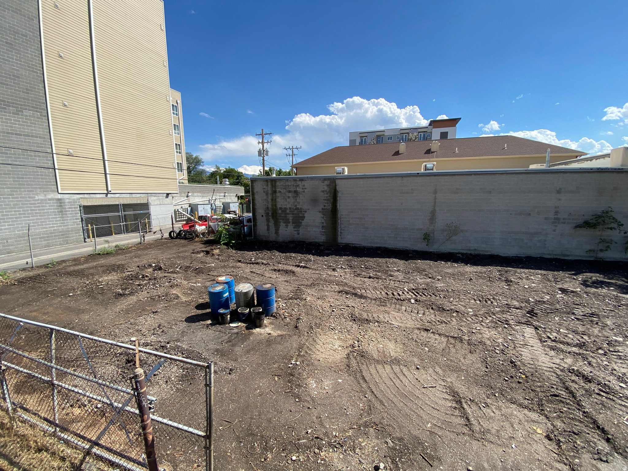 main property photo 12