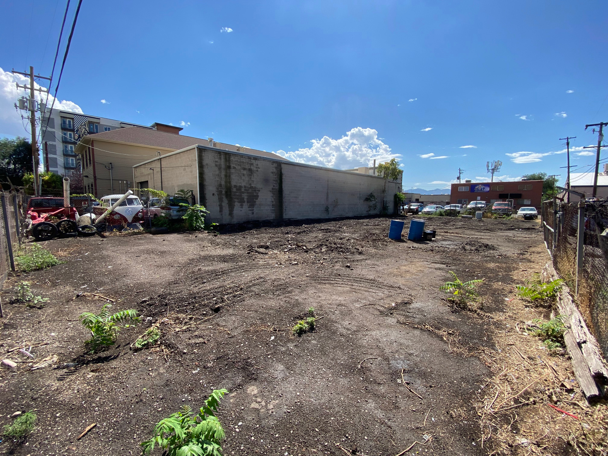 main property photo 8