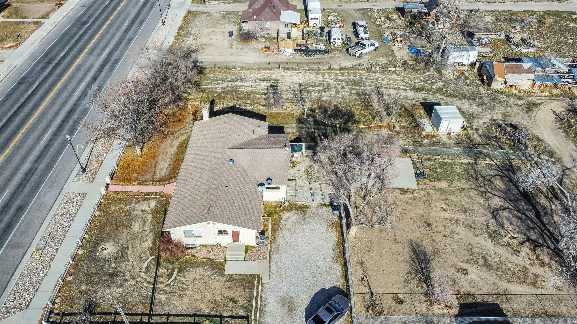 main property photo 41