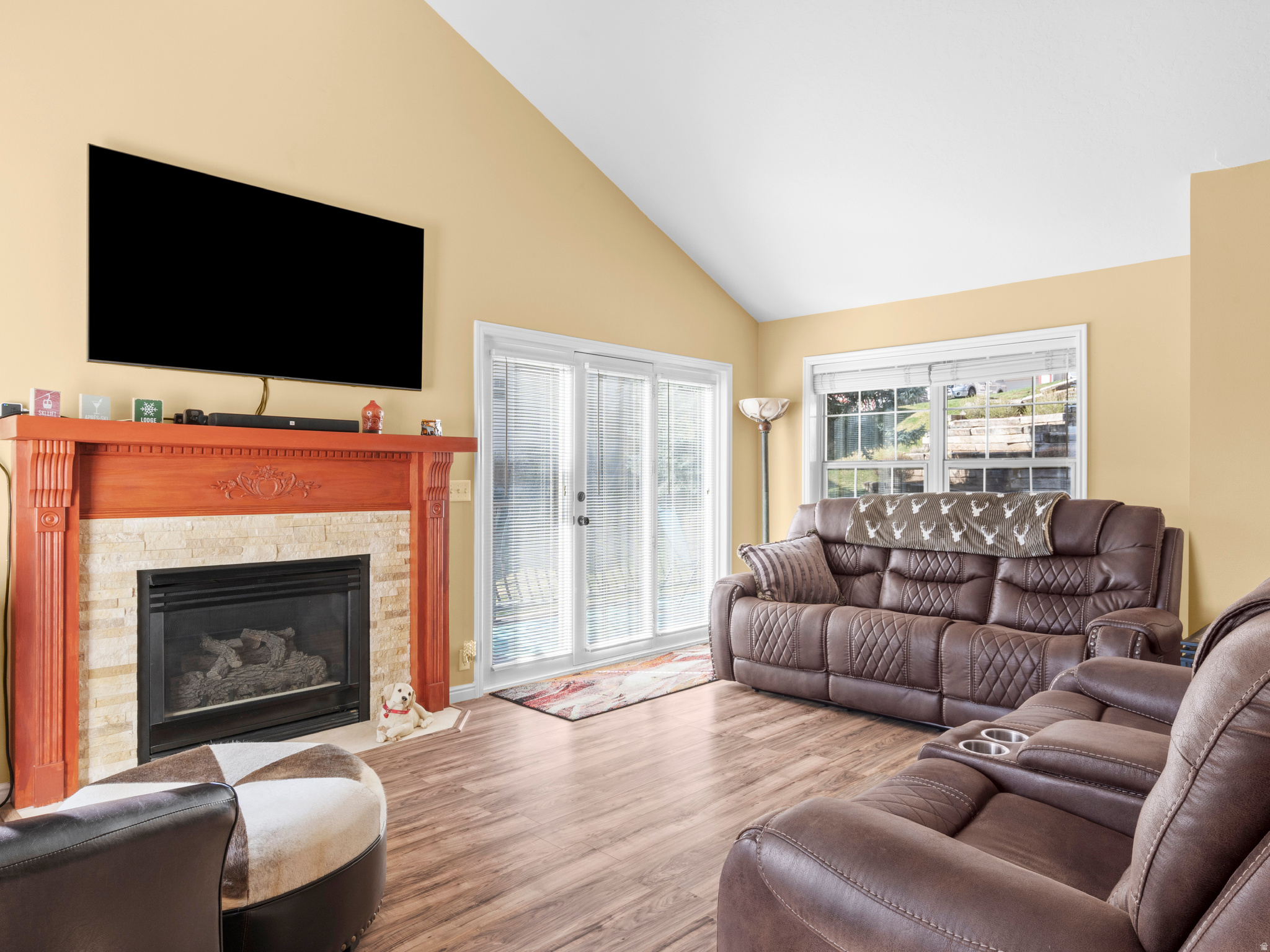 main property photo 7