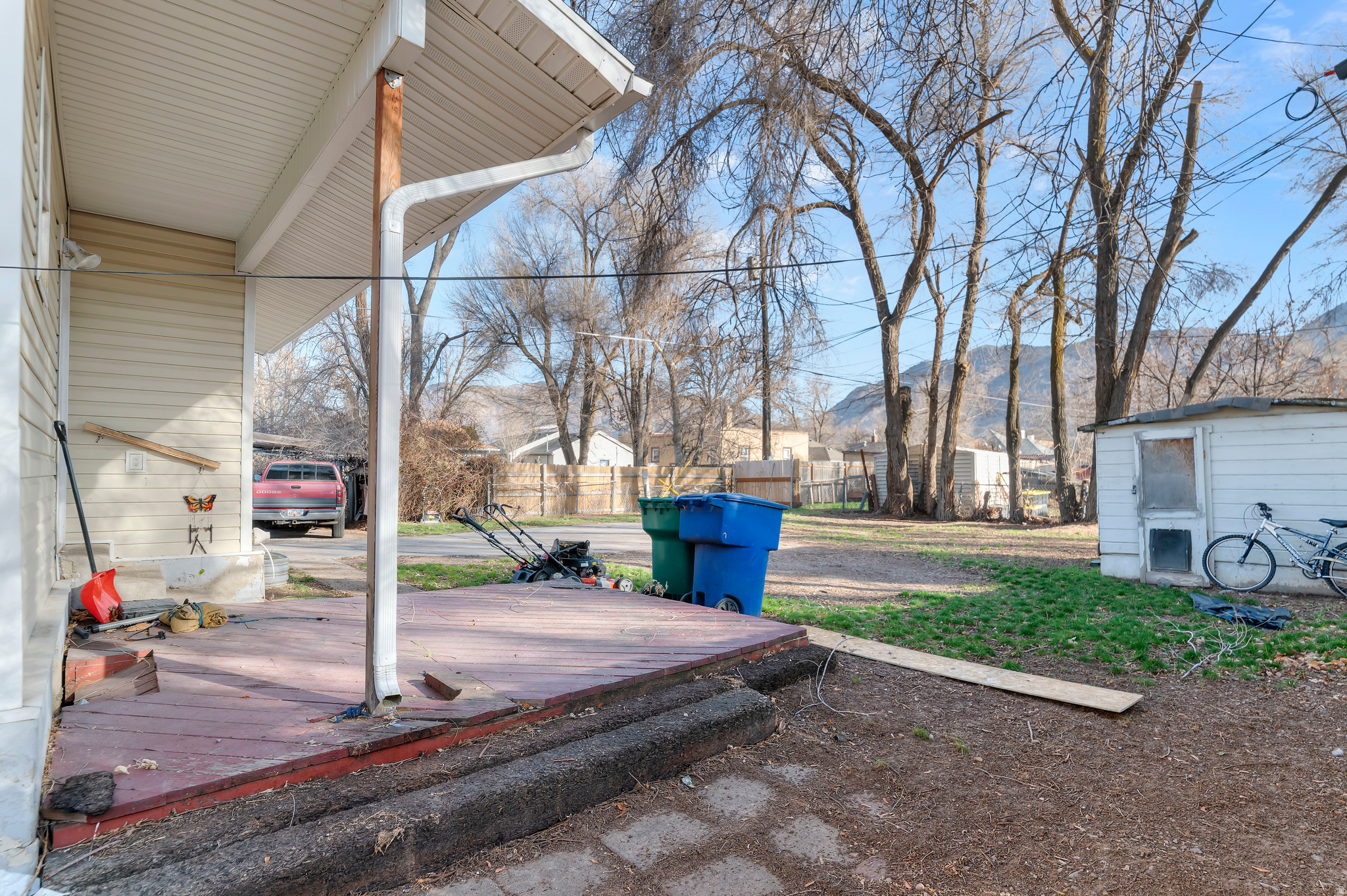 main property photo 19