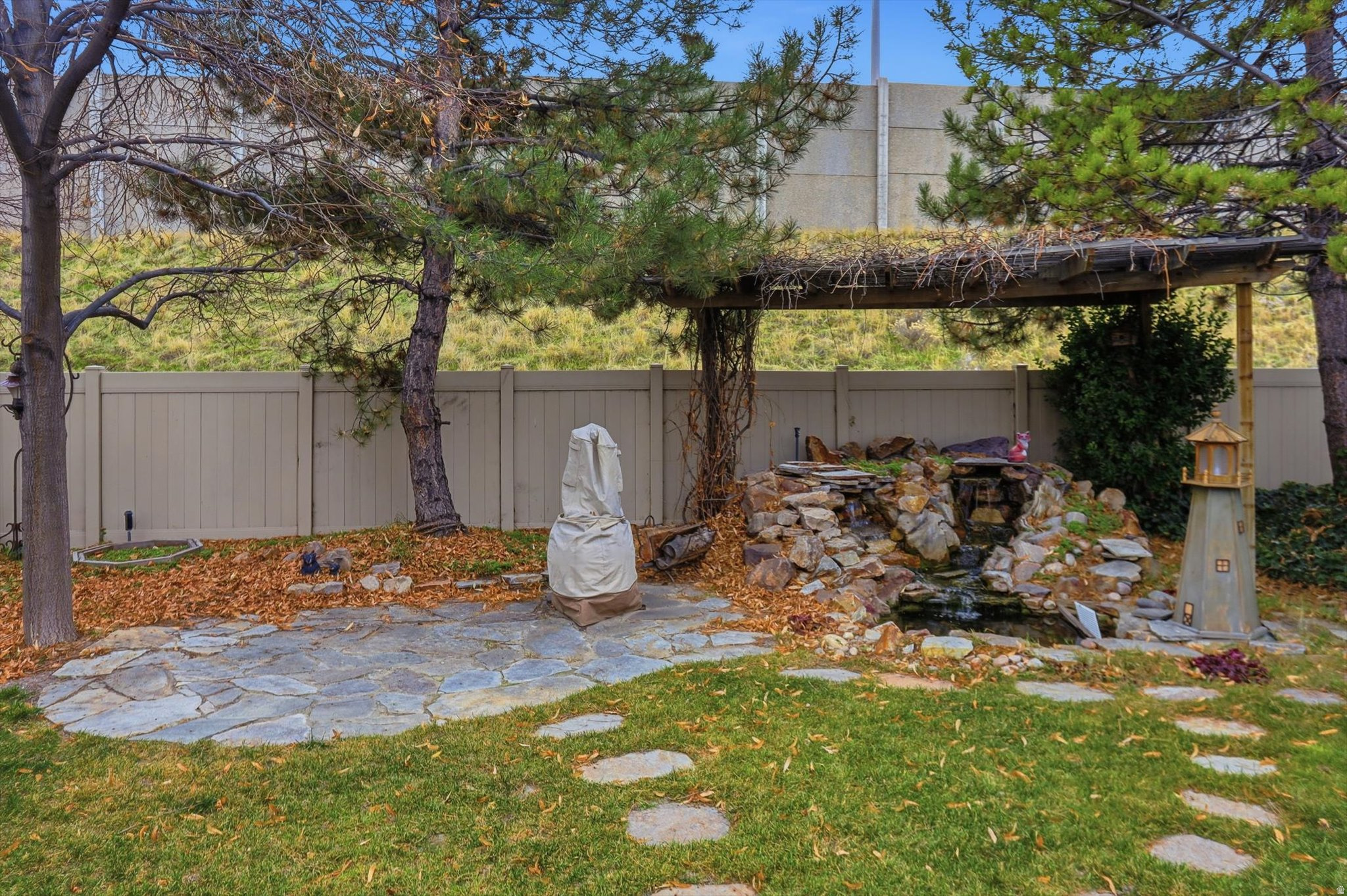 main property photo 56