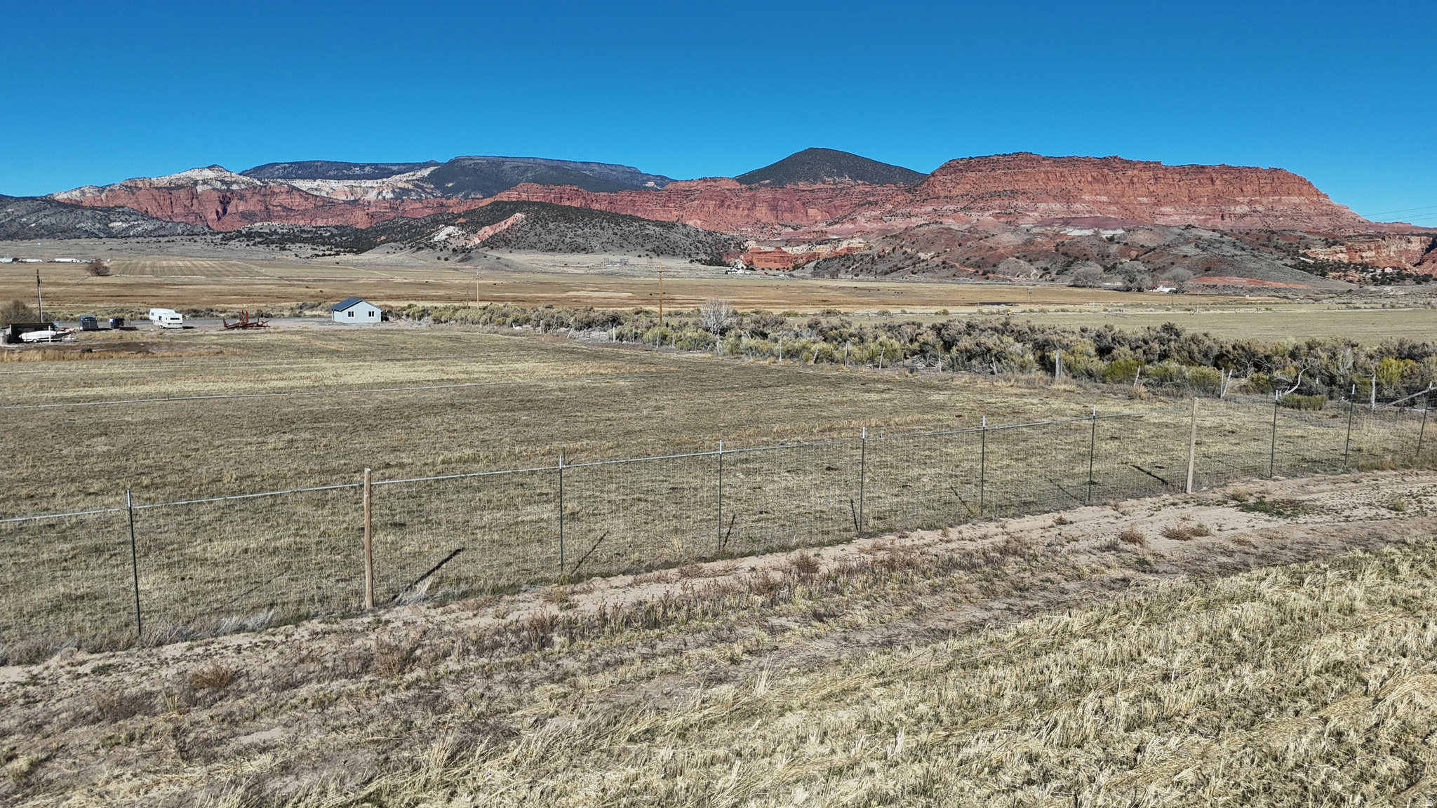 main property photo 17