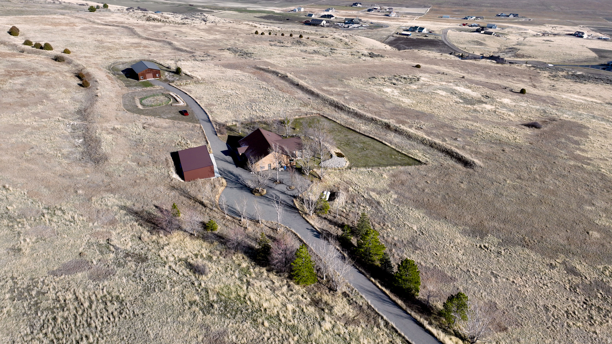 main property photo 10