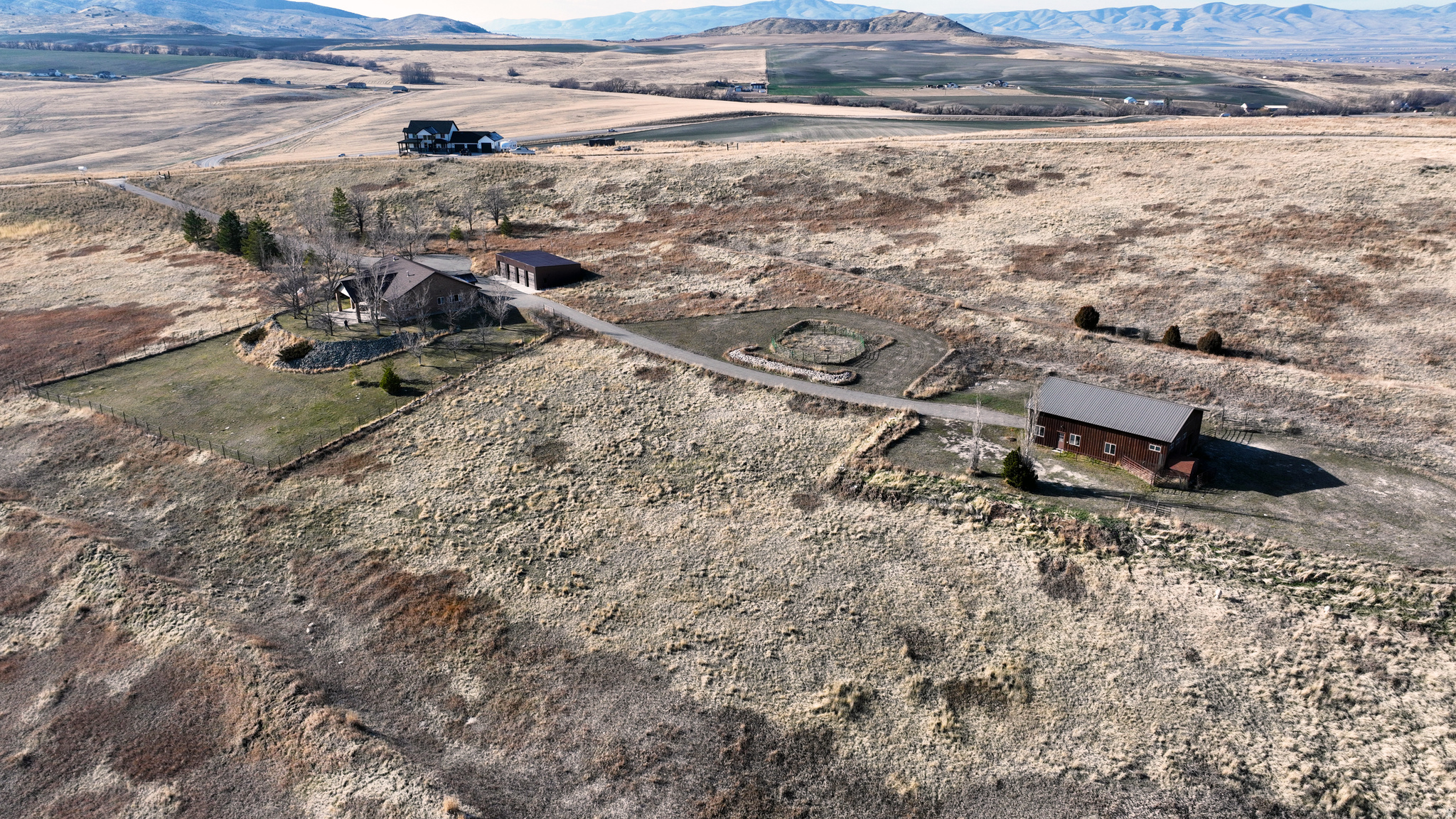 main property photo 13
