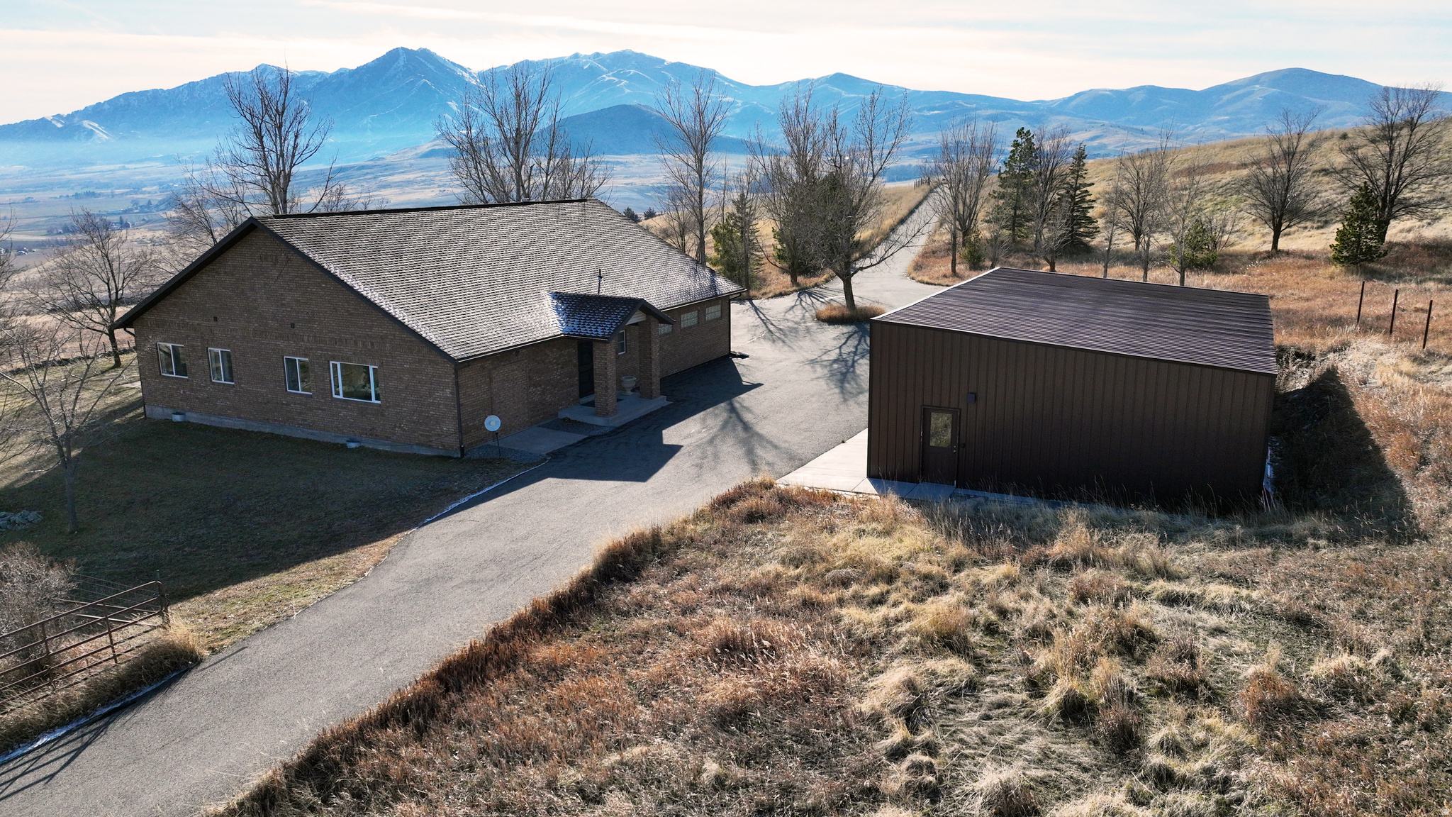 main property photo 17