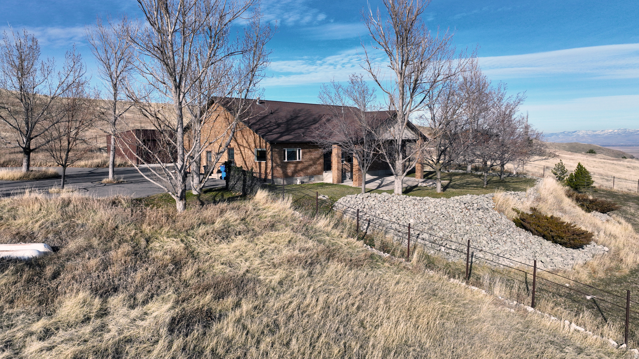 main property photo 24