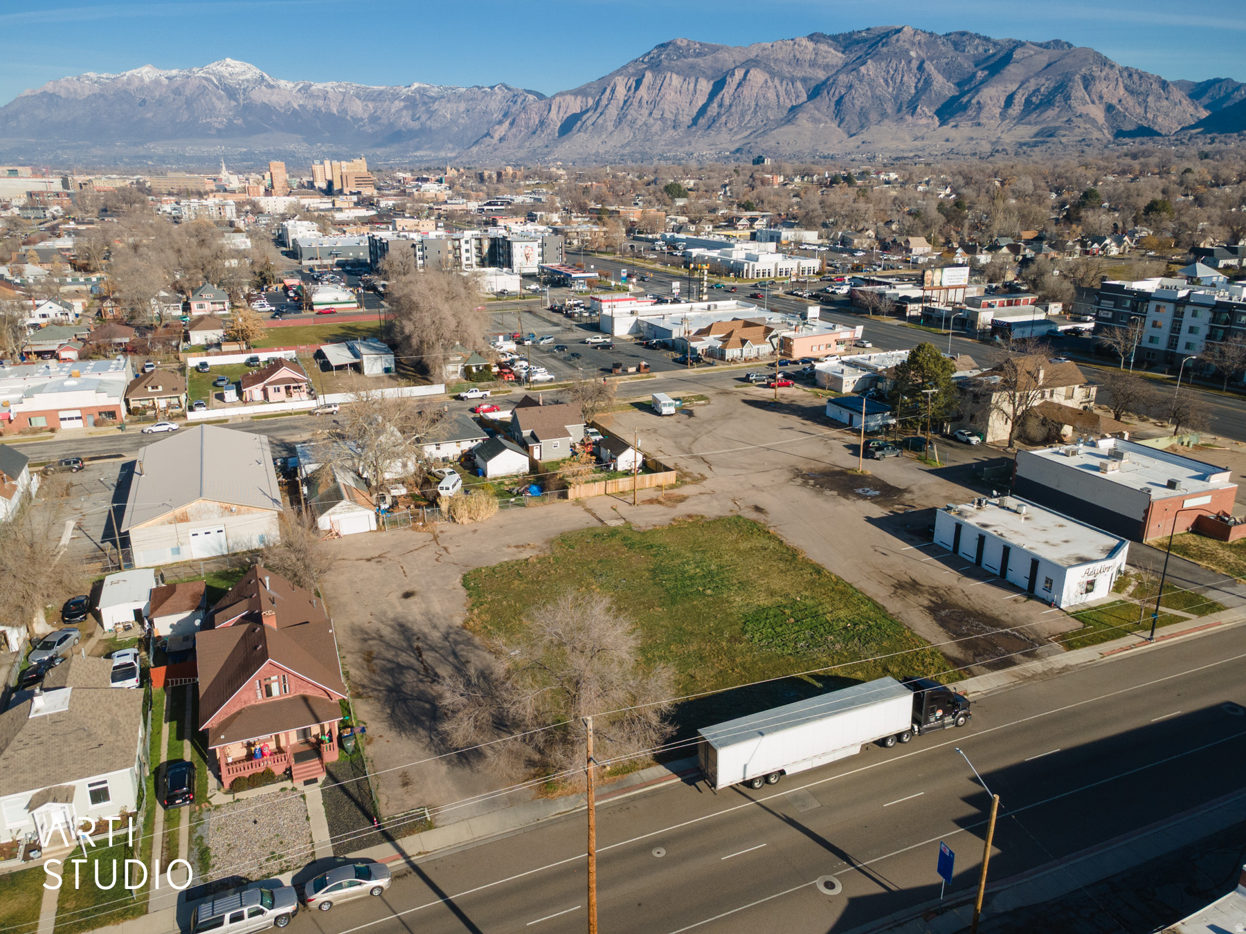 main property photo 3