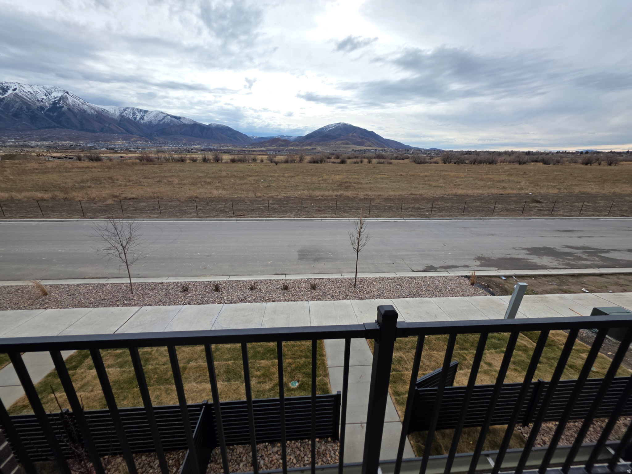 main property photo 12