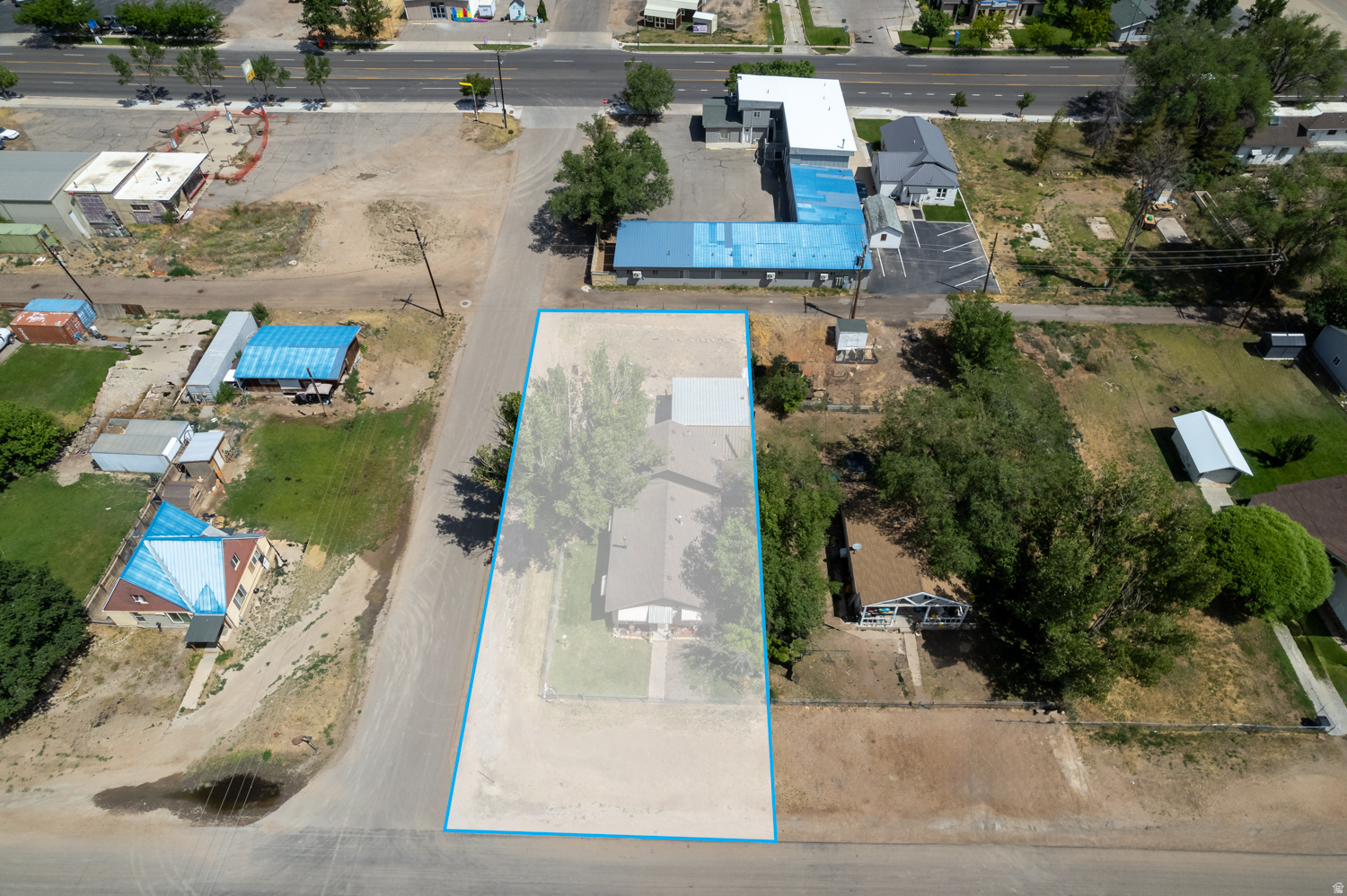main property photo 20