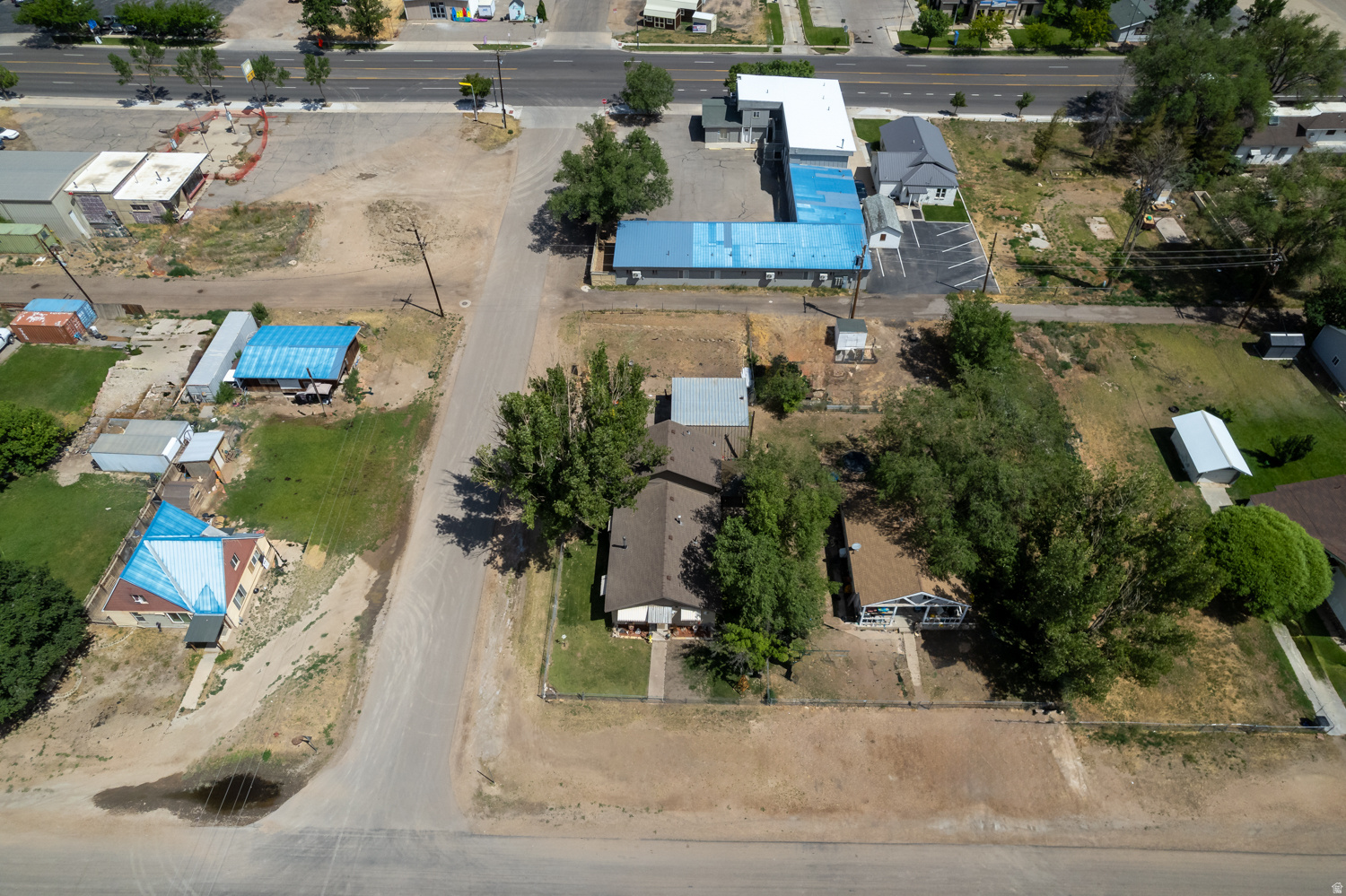 main property photo 9