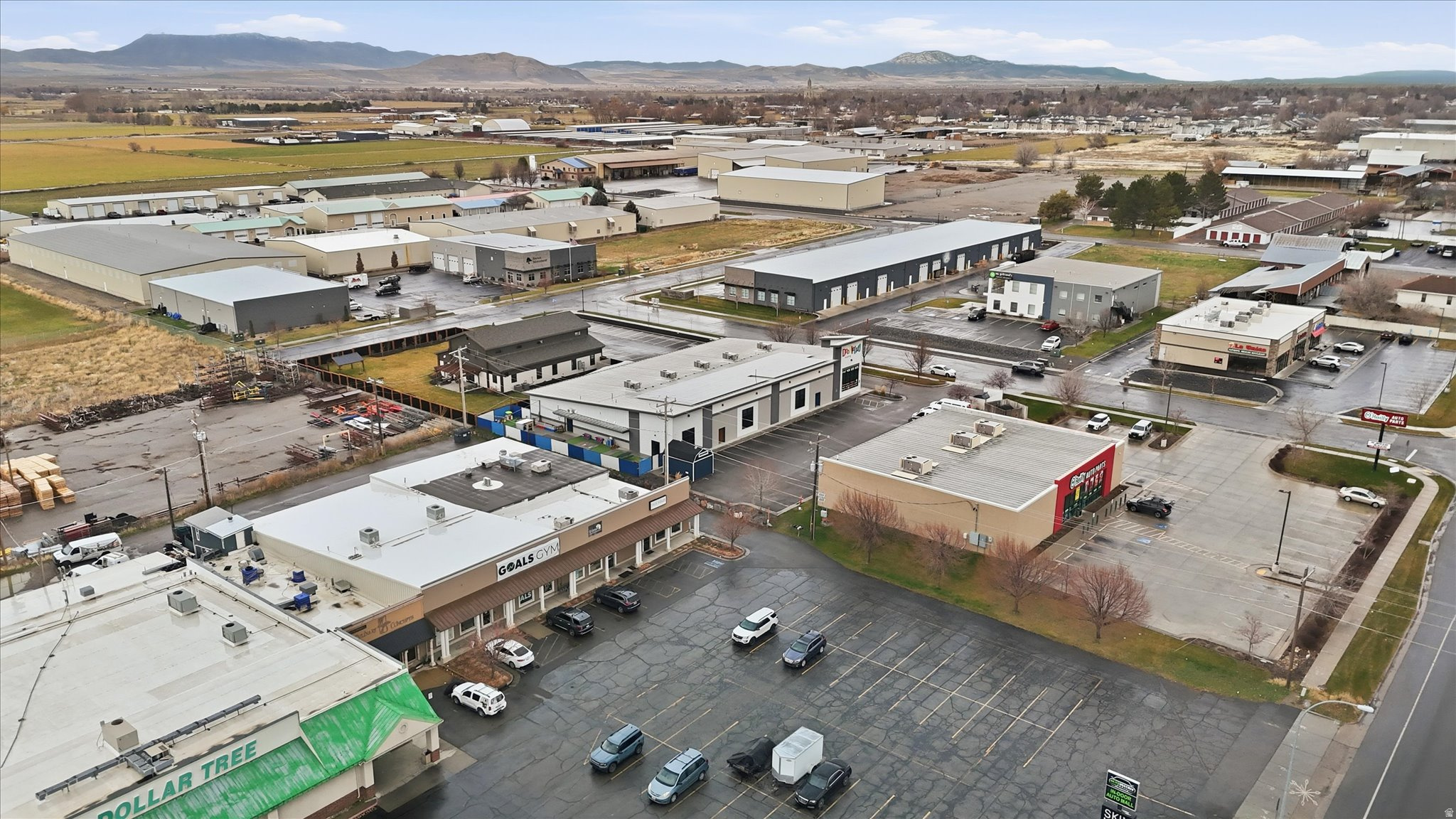 main property photo 19