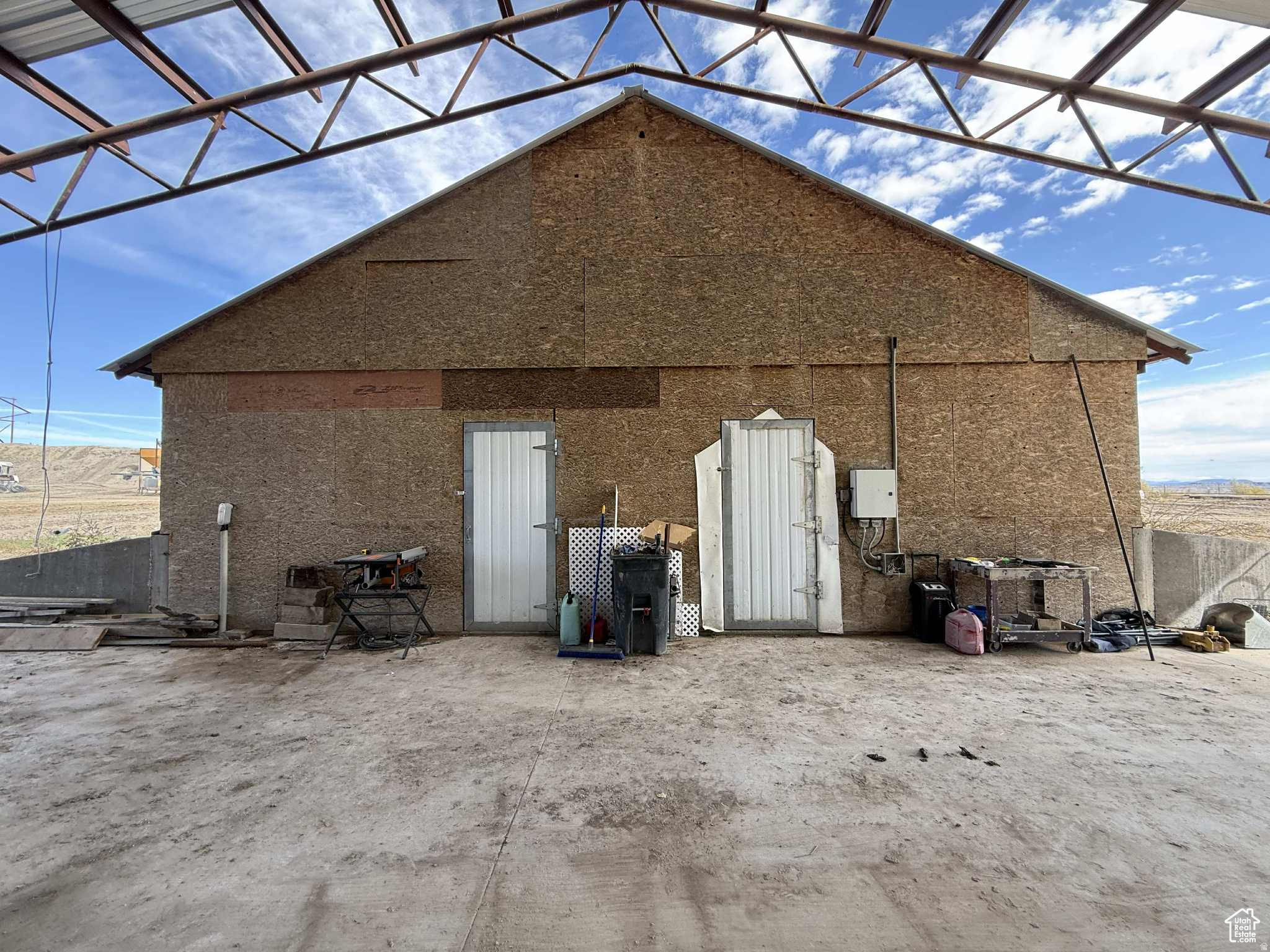 main property photo 50