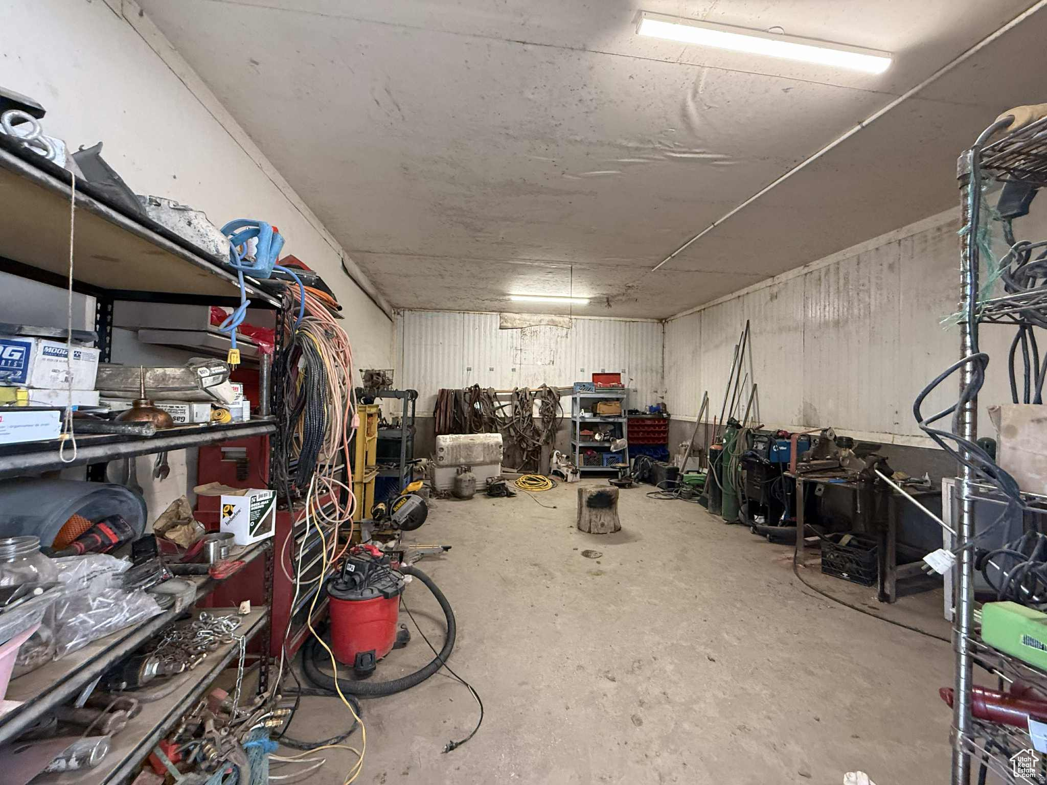 main property photo 51