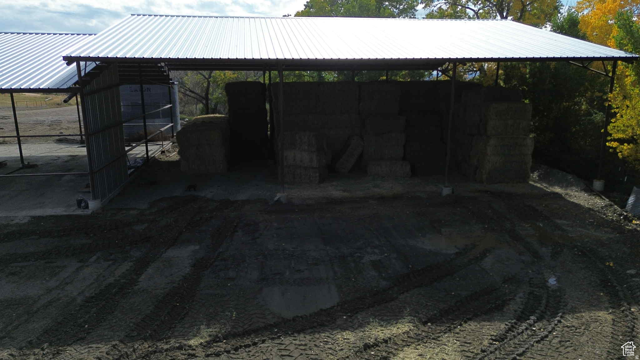 main property photo 72
