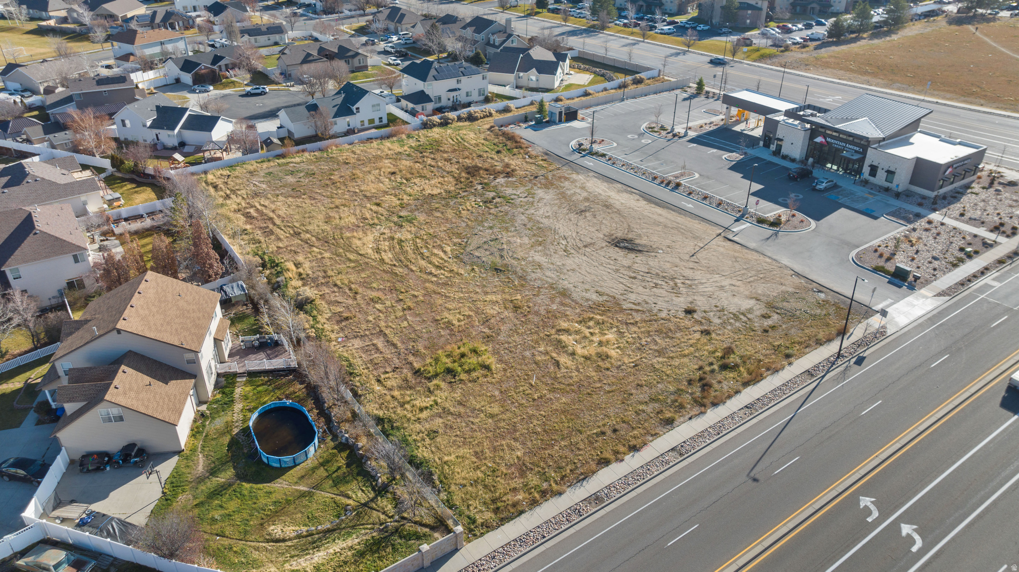 main property photo 12
