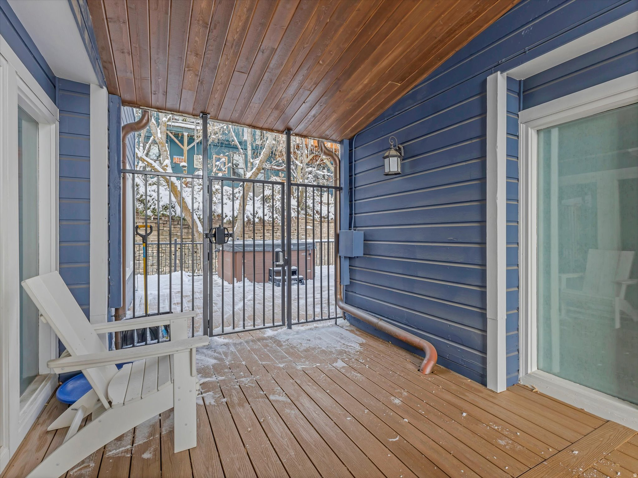 main property photo 25