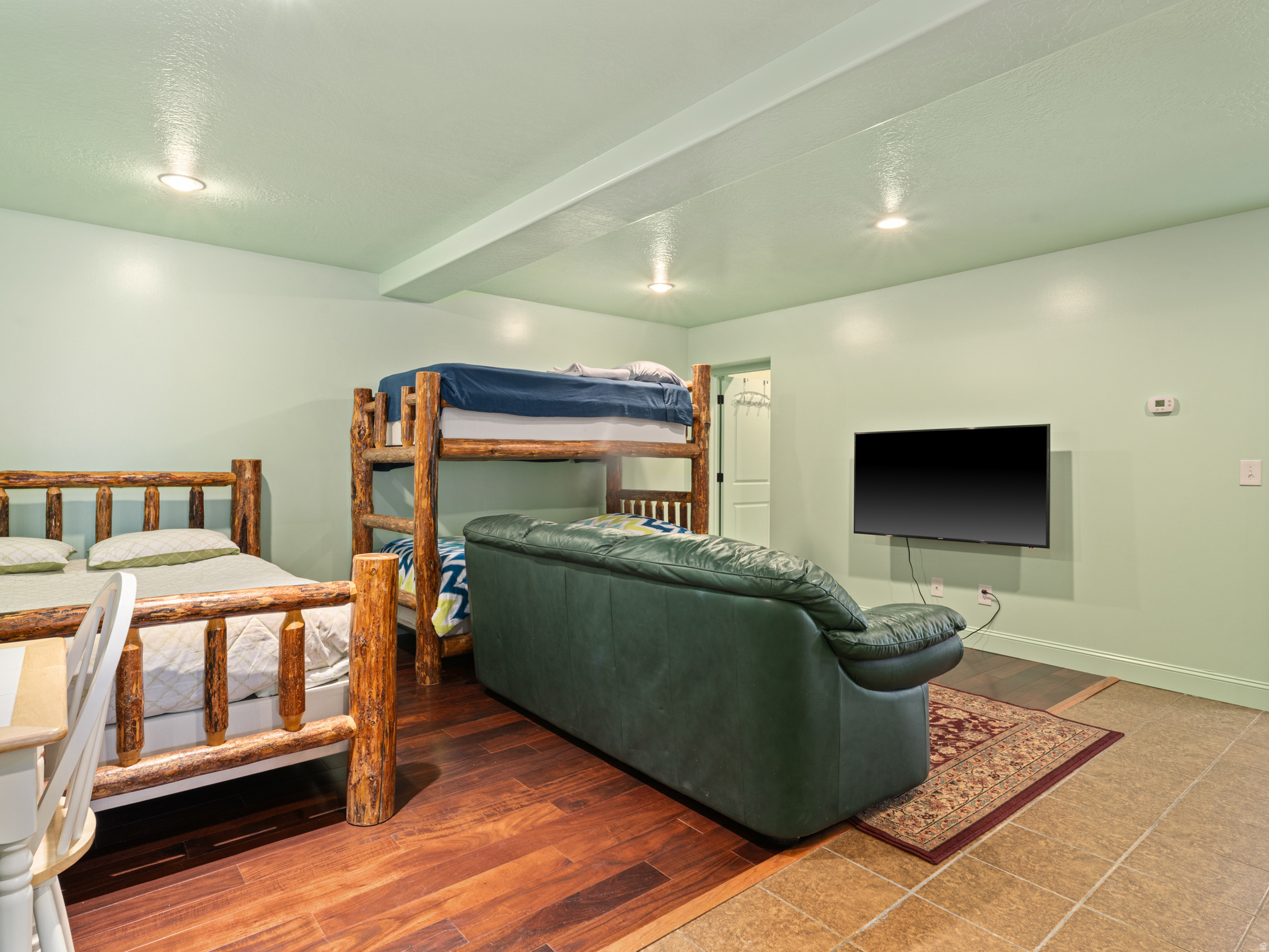 main property photo 44