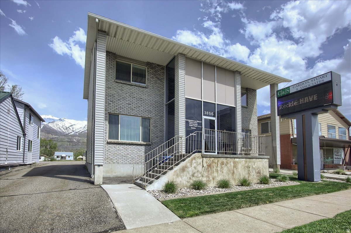 main property photo 18