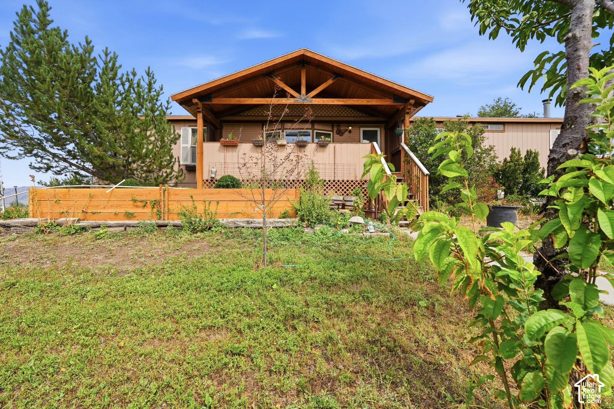 main property photo 43