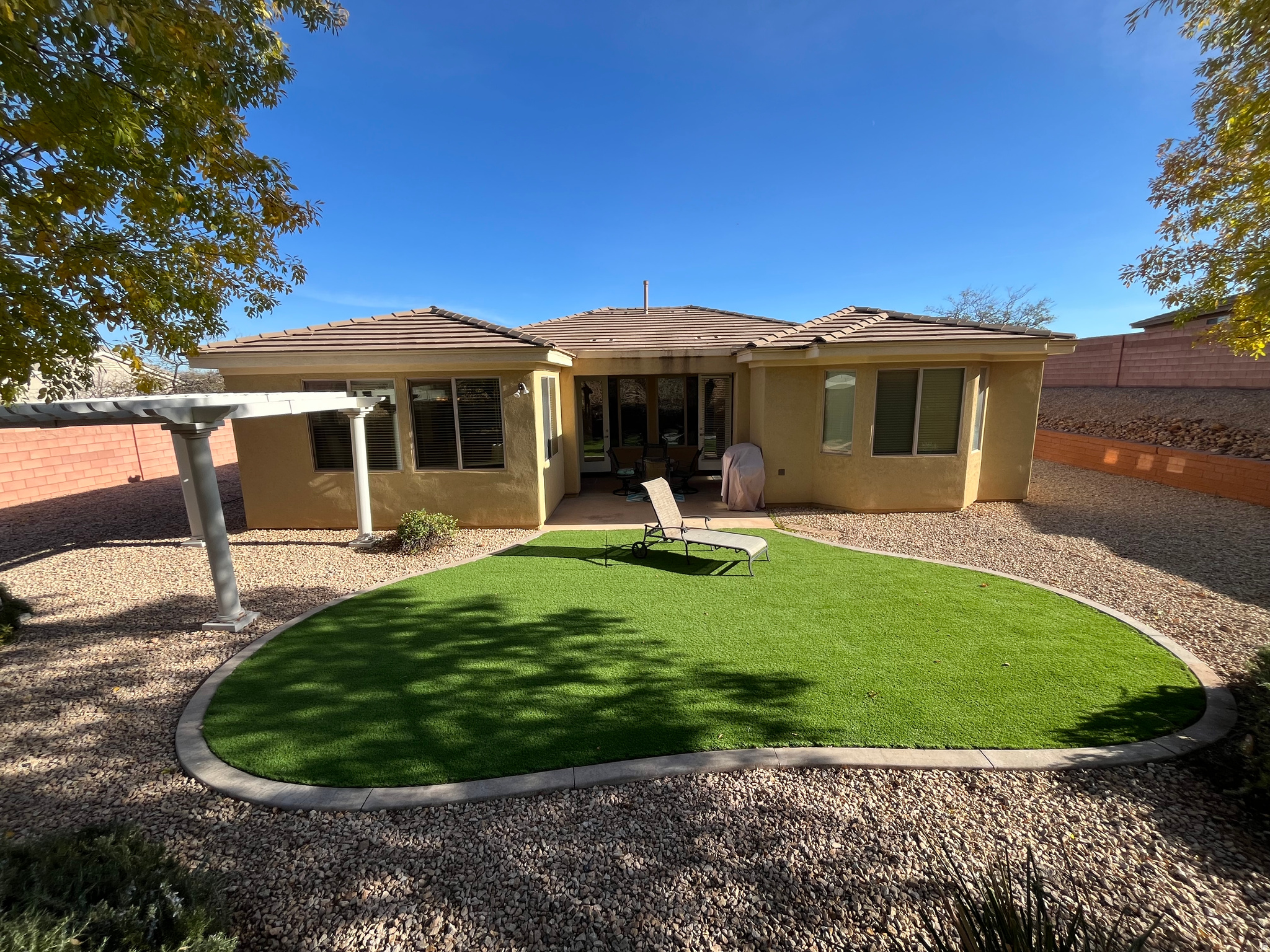 main property photo 17