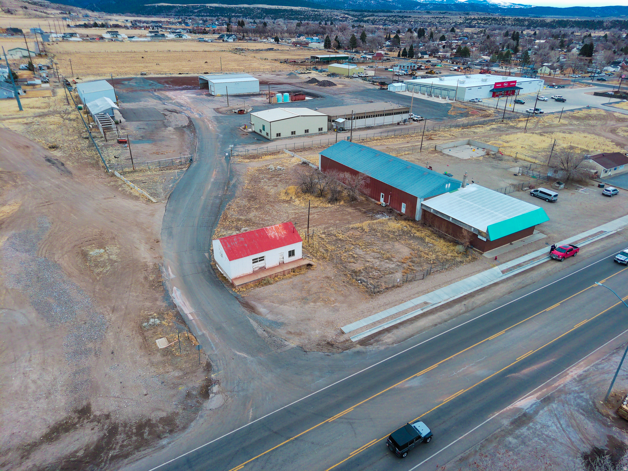 main property photo 16