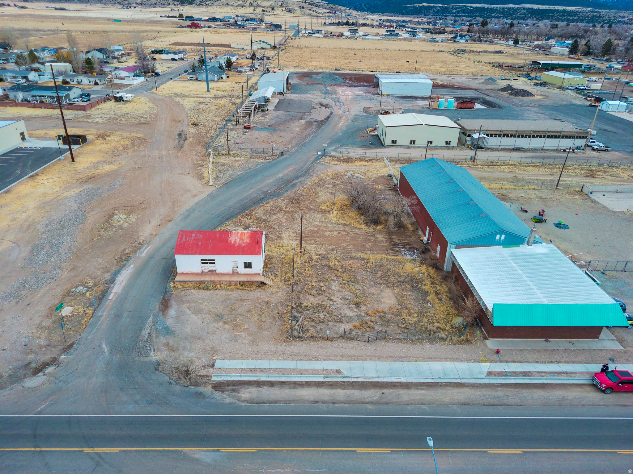 main property photo 17
