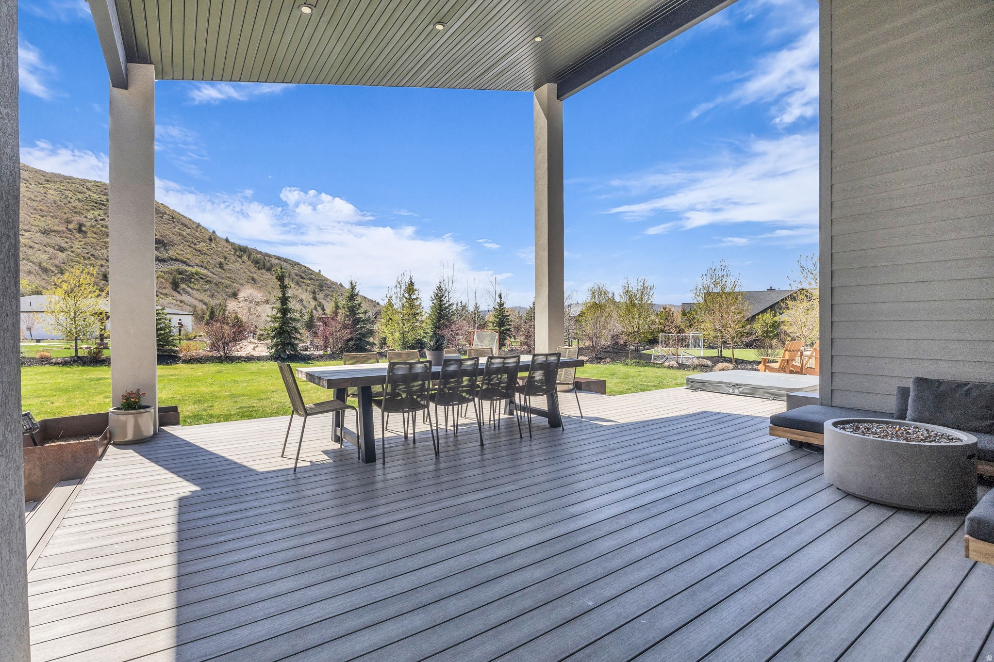 main property photo 48