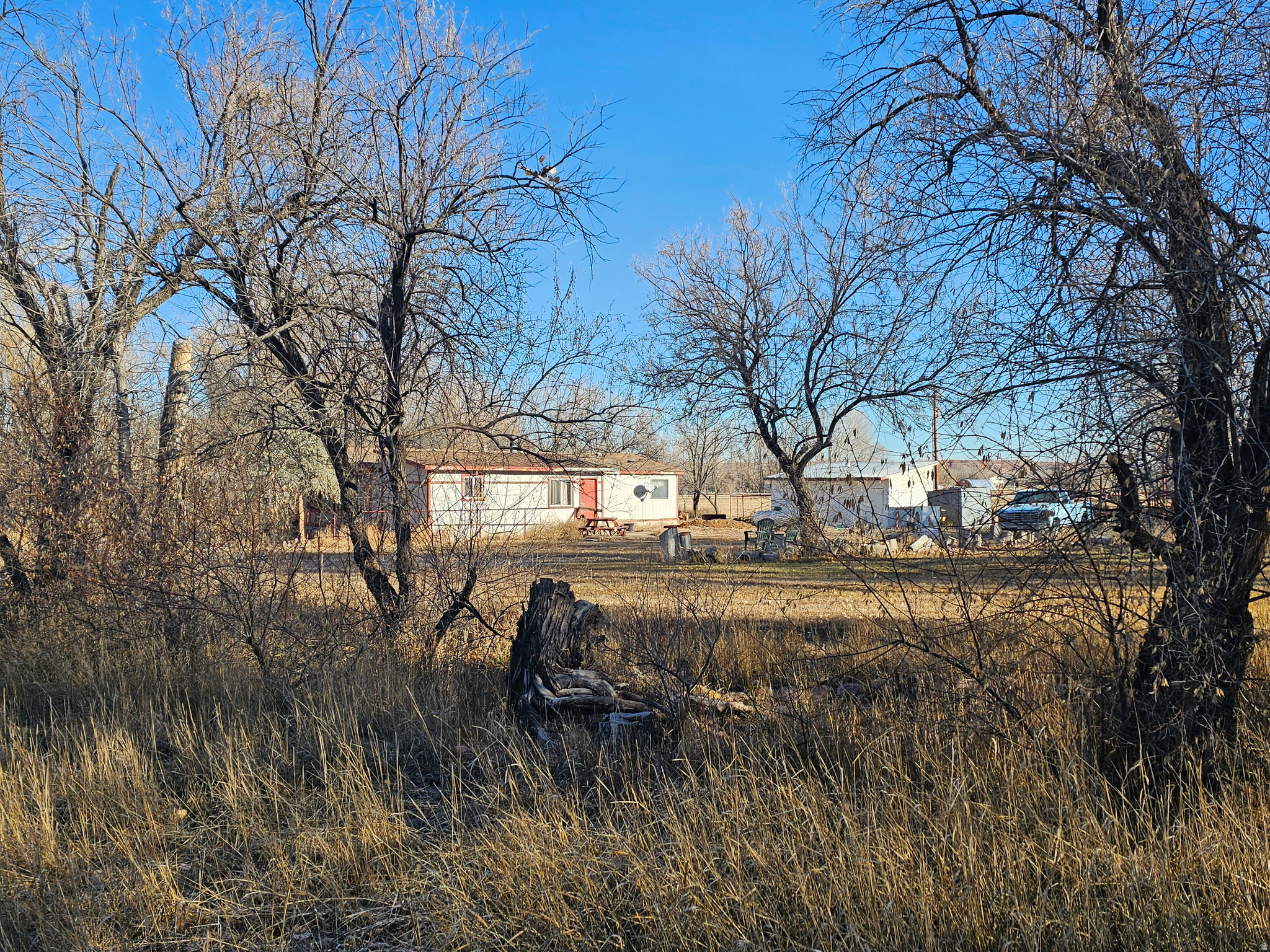 main property photo 36
