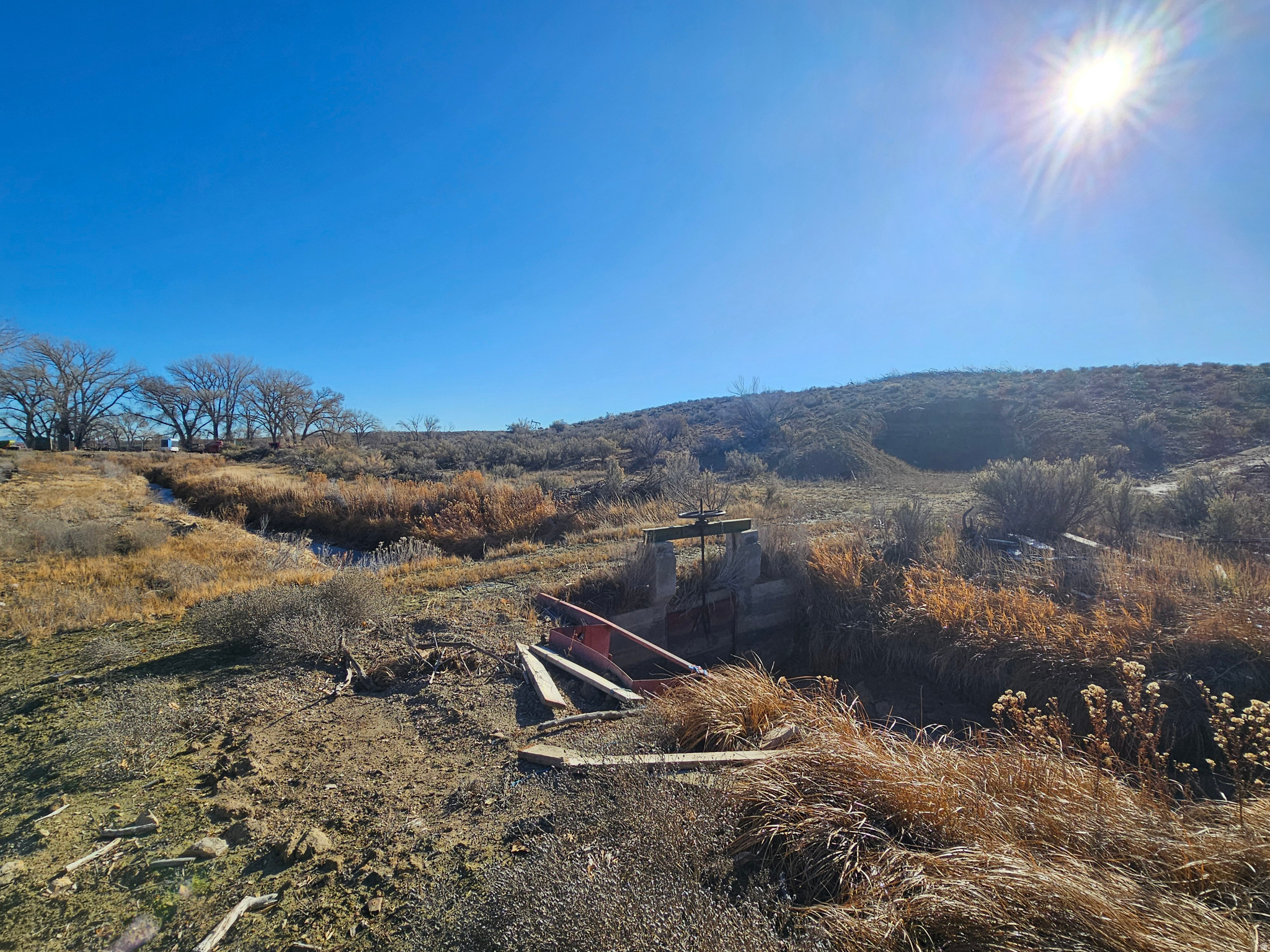 main property photo 38