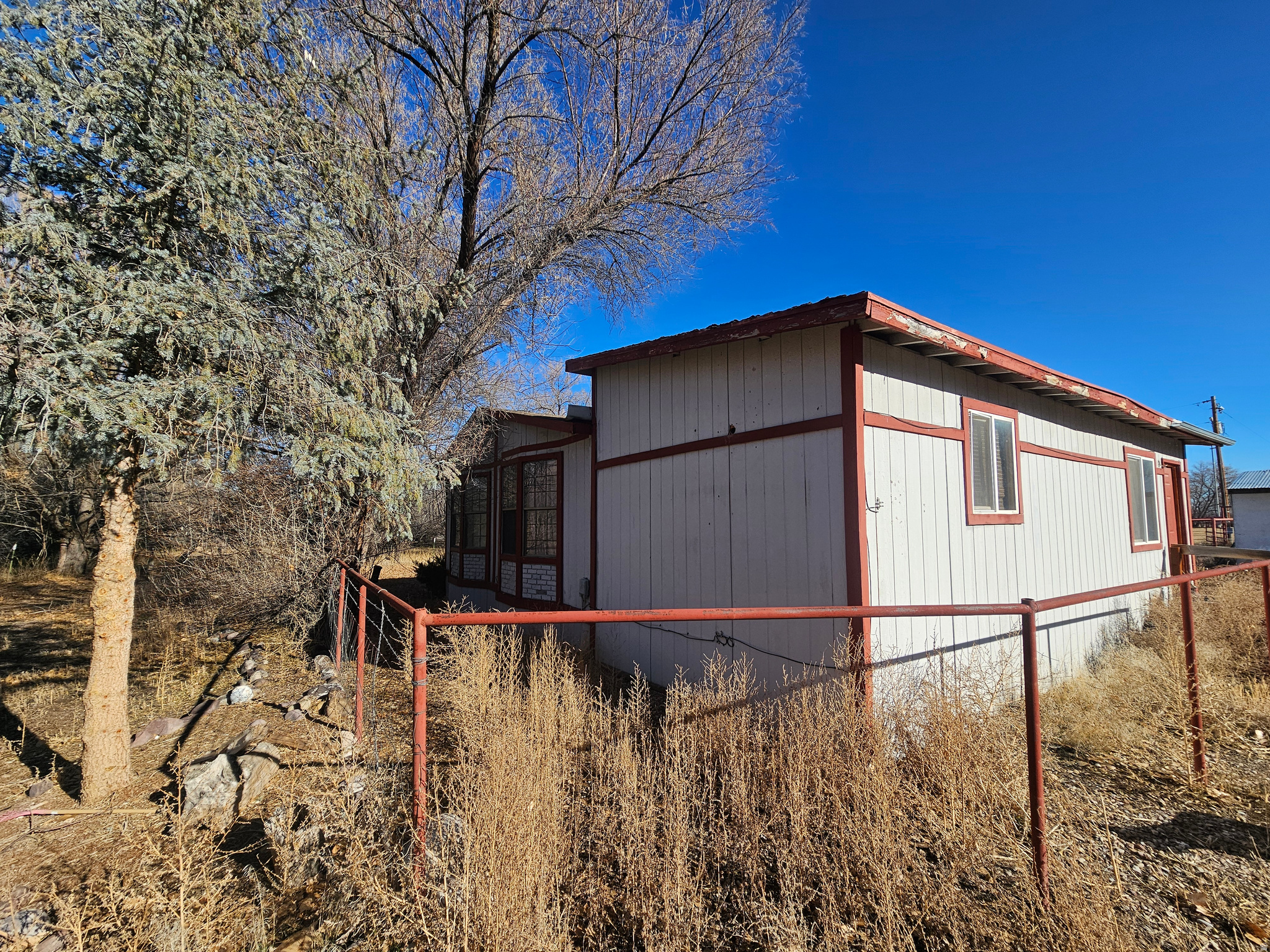 main property photo 45
