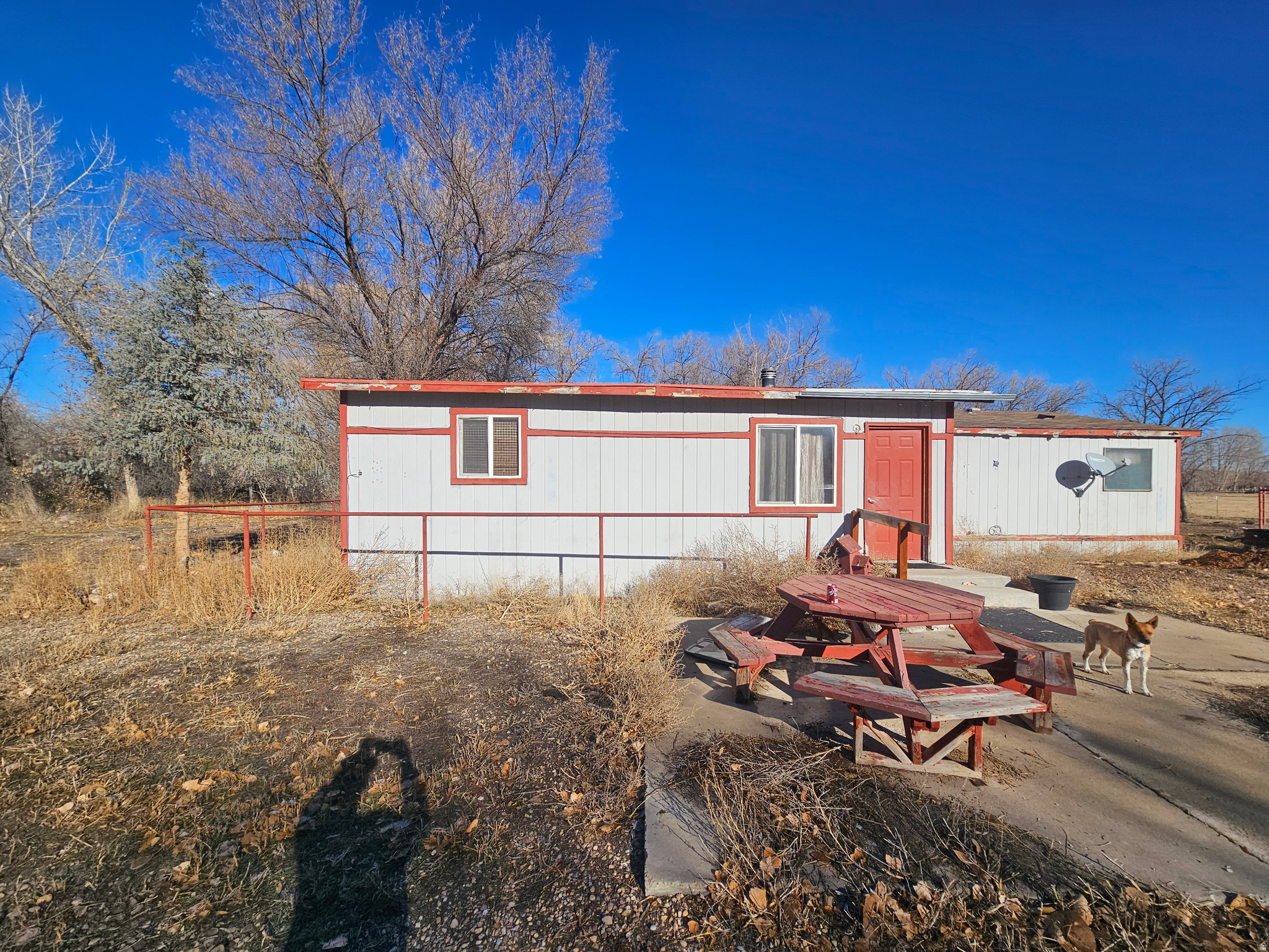 main property photo 46